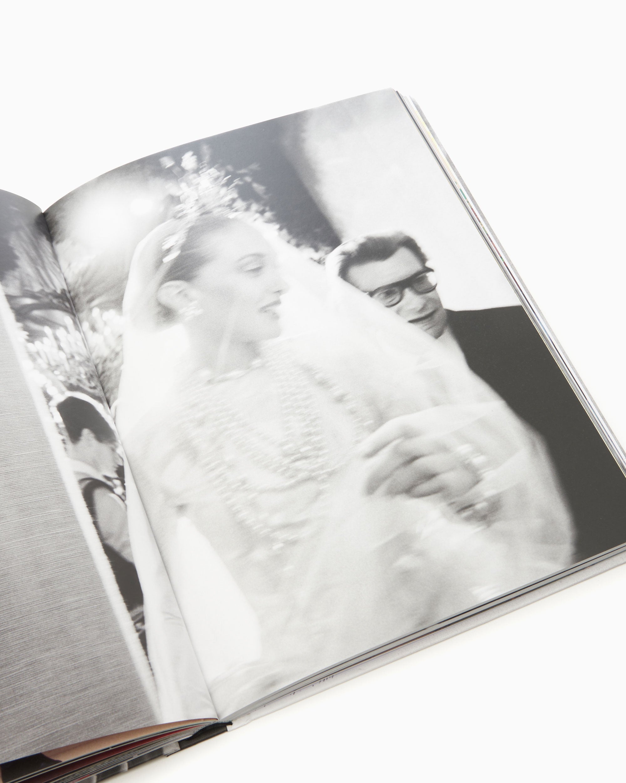 Books Magazines IDEA Gavin Bond Being There - IDEA-SS23-REF23