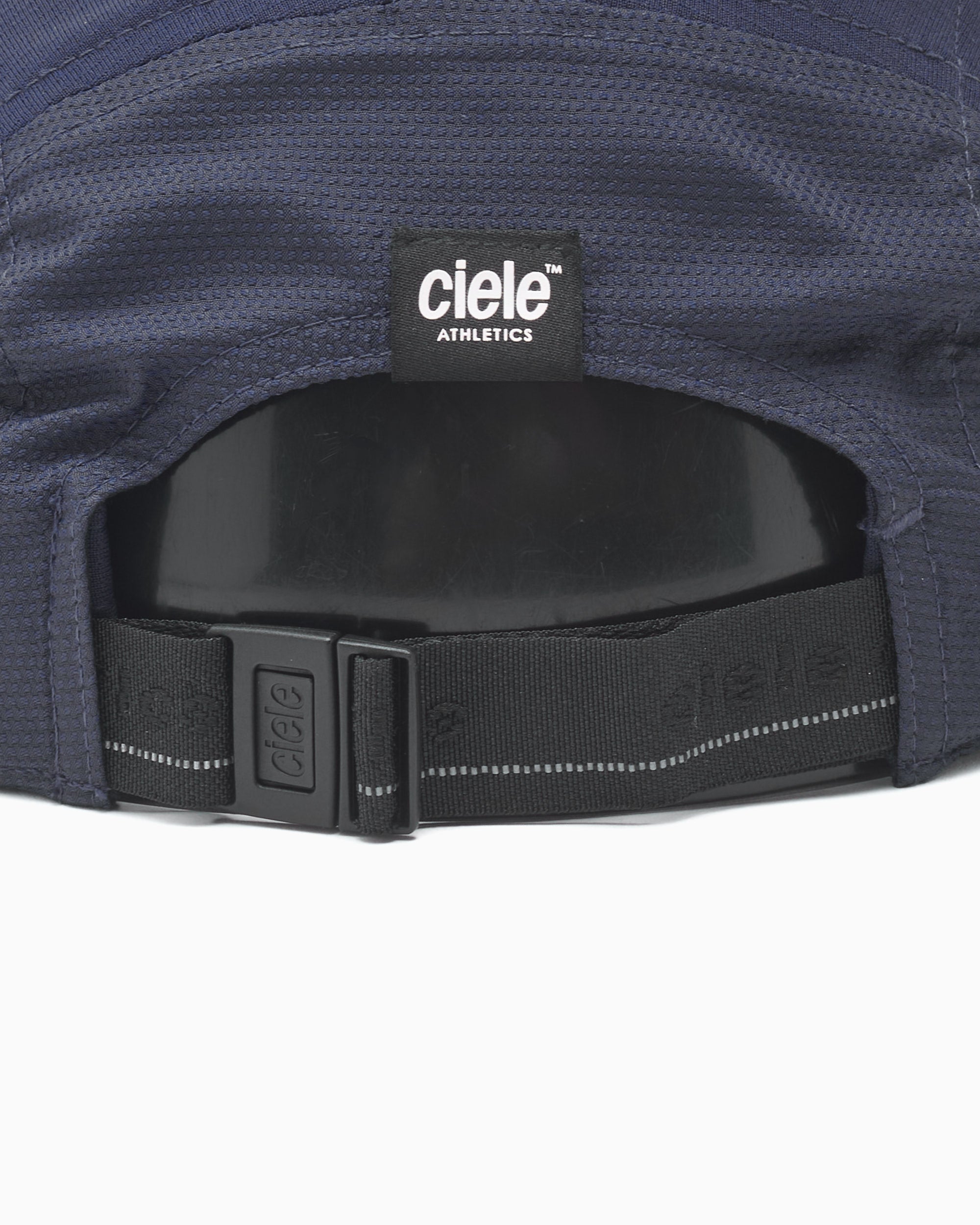 Caps Ciele Athletics EQ Nouveau Unisex Cap - U-2-CA-0266-BL004