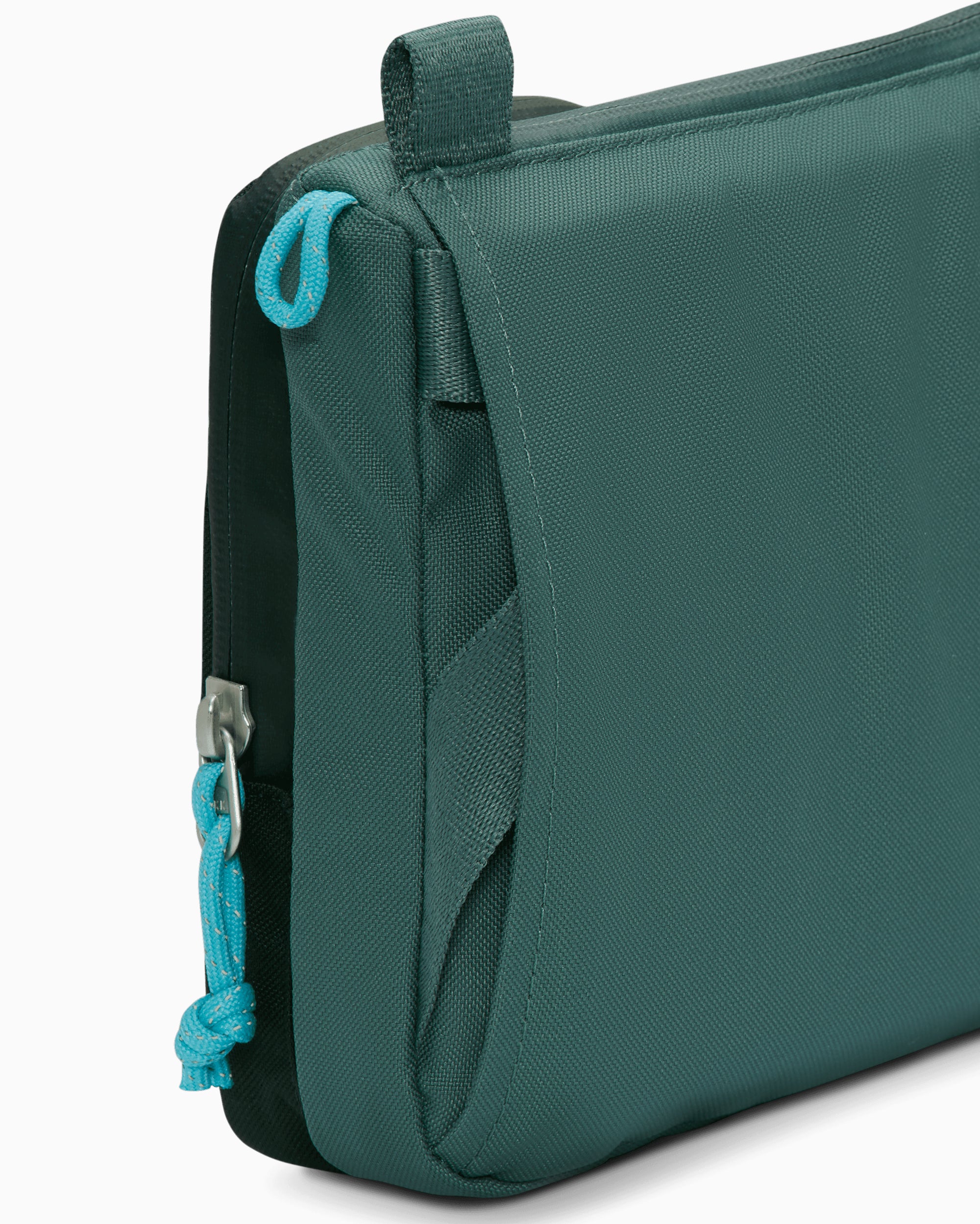 Handbags Nike ACG Daymax Unisex Shoulder Bag - HJ8180-382