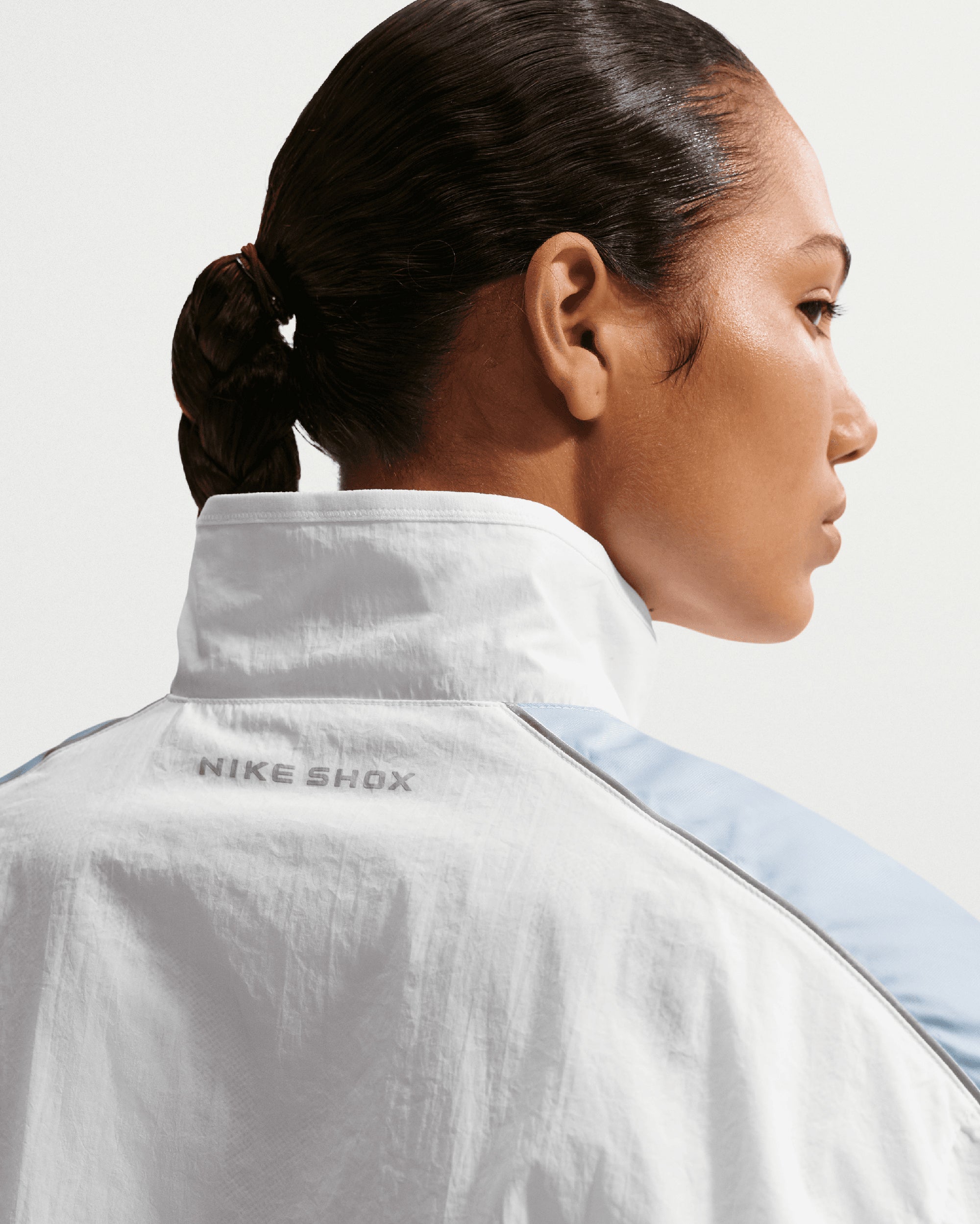 Jackets Coats Nike Sportswear Shox Woven Logo Water-Repellent Oversize Women's Light Jacket - IO8380-100