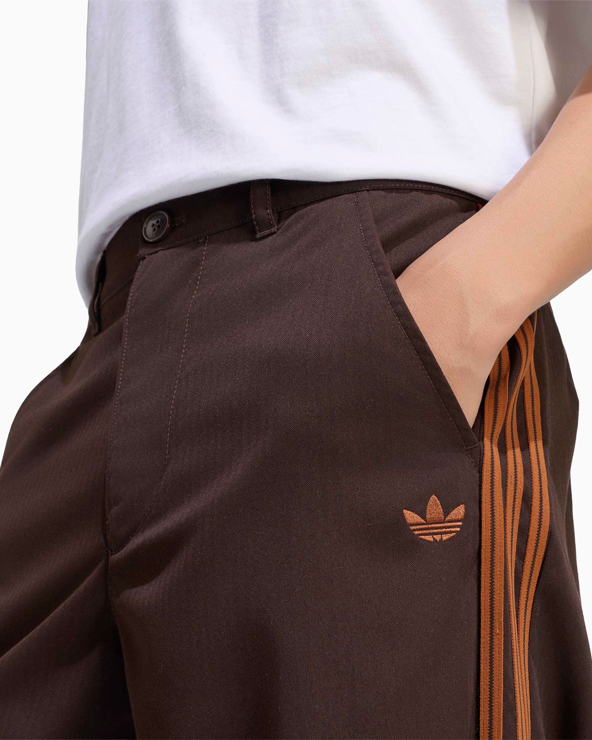 Pants adidas Originals Firebird Relaxed Men's Chino Pants - KW7986