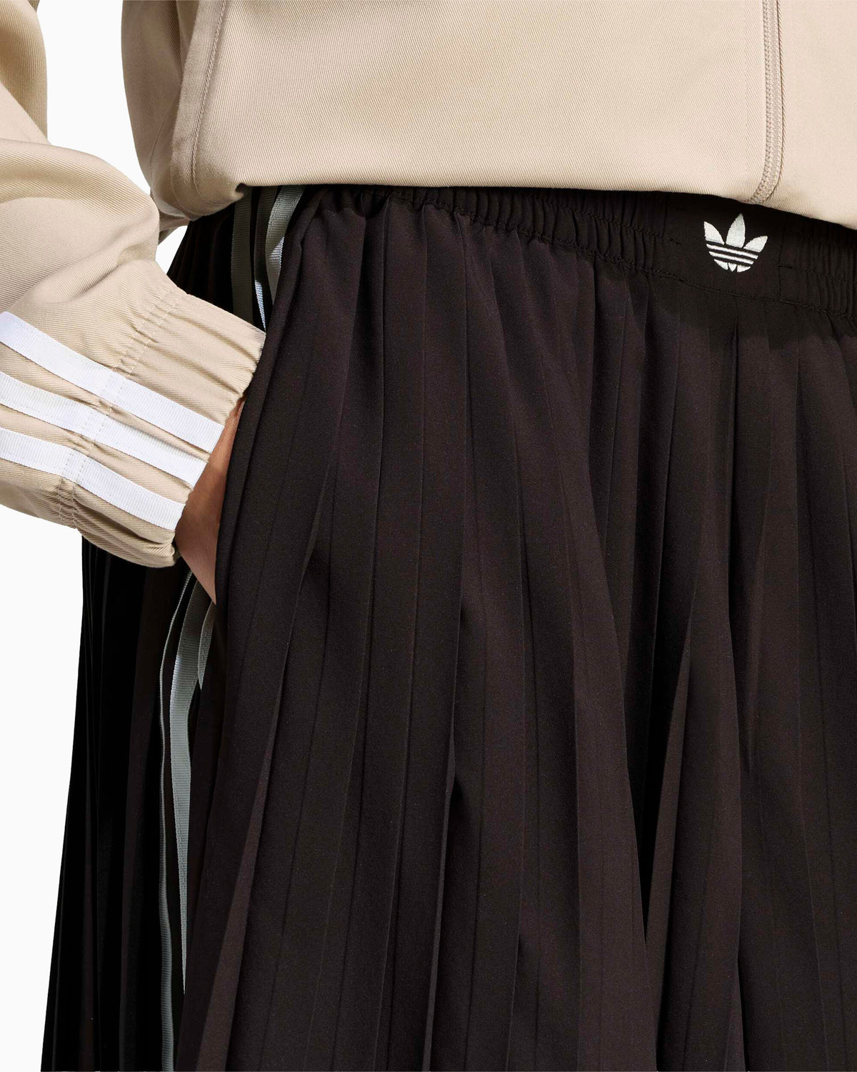 Pants adidas Originals Pleated Relaxed Women's Sweatpants - LG3943