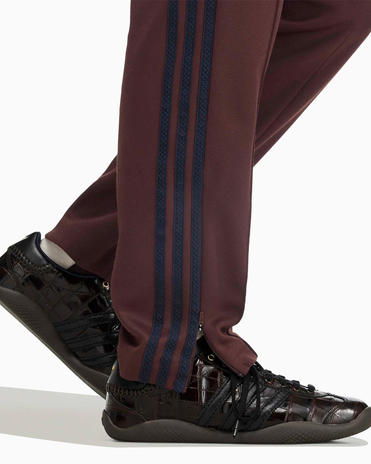 Pants adidas Originals x Wales Bonner Slim Women's Sweatpants - KZ0024
