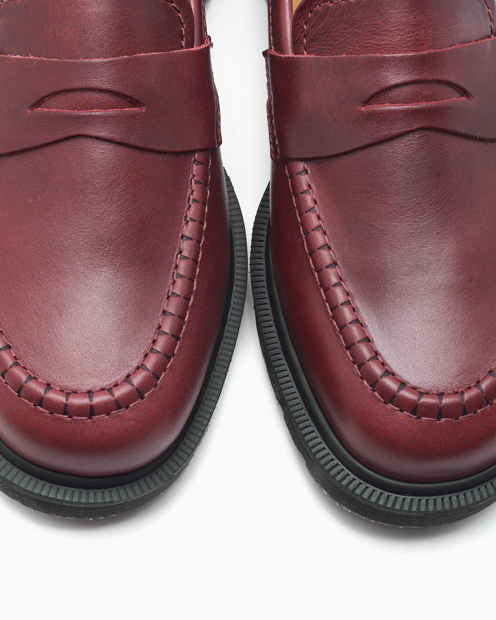 Shoes Dr. Martens Delapre Penny Unisex Shoes - 42692600