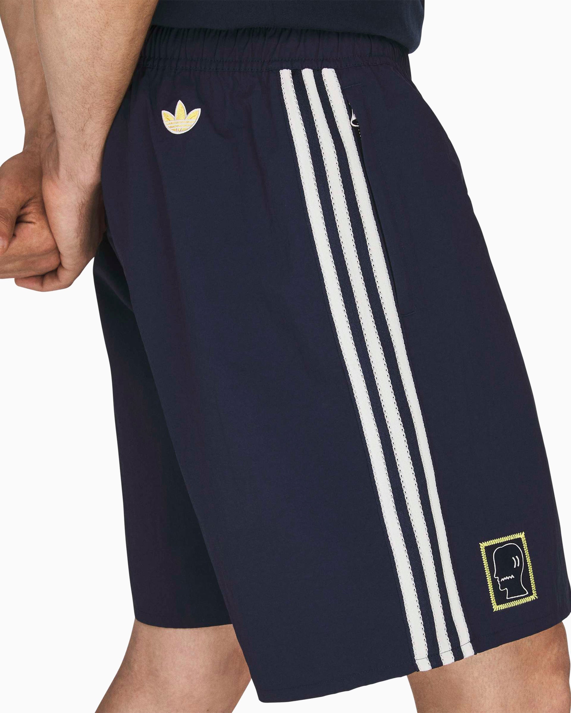 Shorts adidas Originals x Brain Dead x Disney Men's Shorts - KR5174