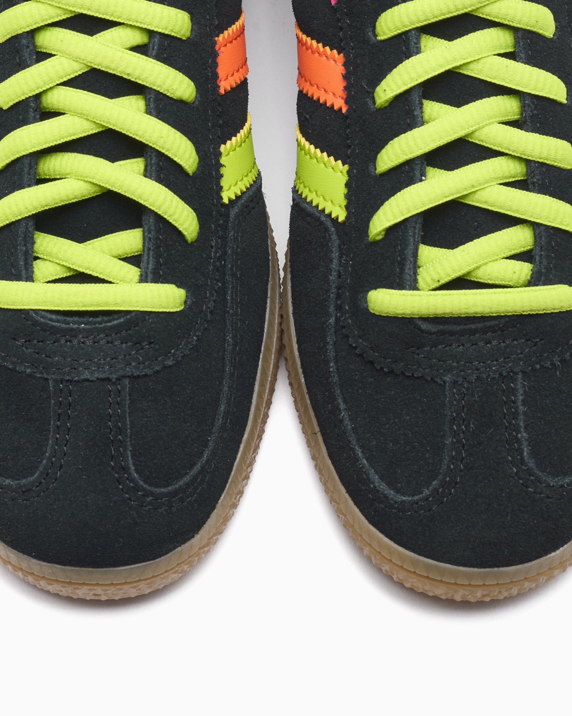 Sneakers adidas Originals Handball Spezial "Peru National Football Team" - HQ9440