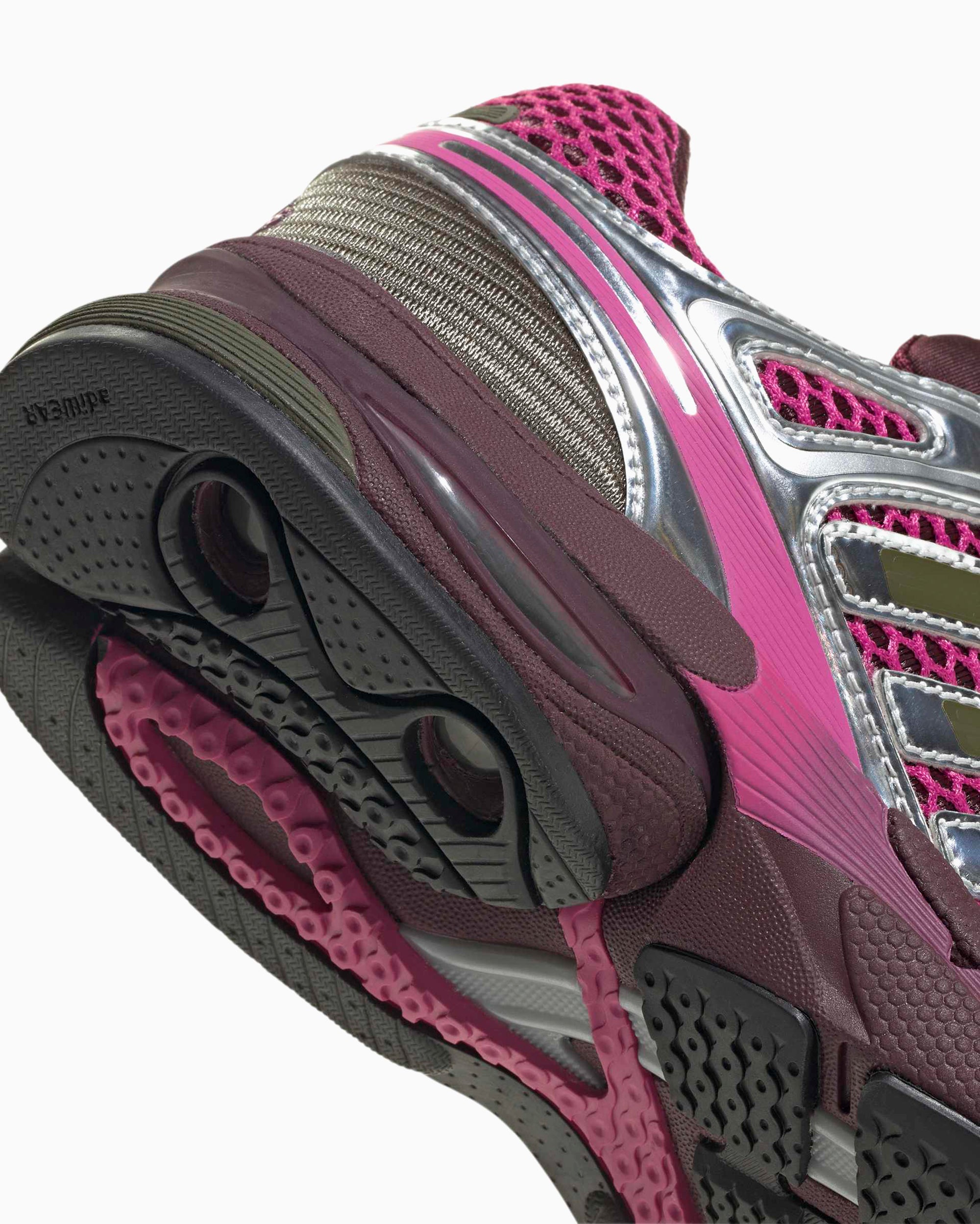 Sneakers adidas Originals Women's Adistar Control 5 - KJ8375