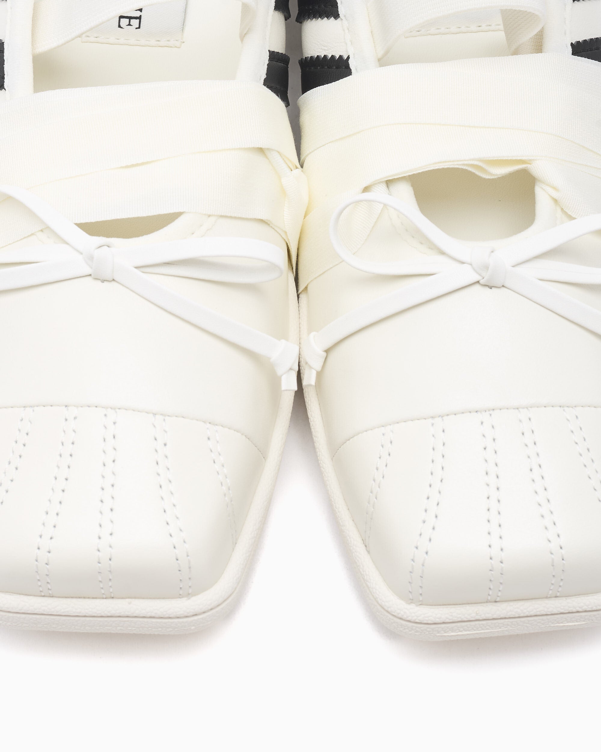Sneakers adidas Originals x JENNIE Women's Superstar SQ Ballet - LB3786