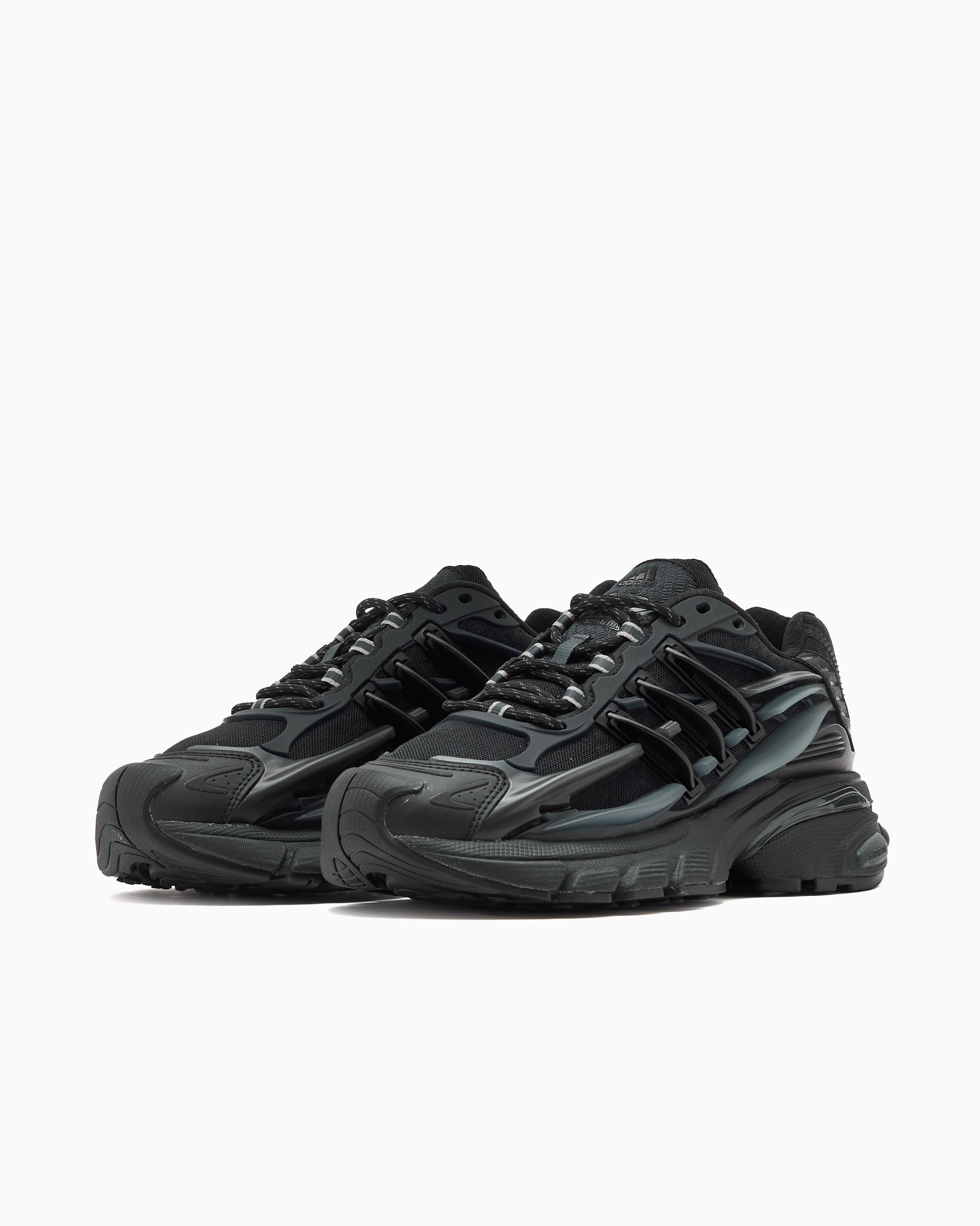 Sneakers adidas Originals x Pharrell Williams Virginia Adistar Jellyfish "Triple Black" - KJ3841