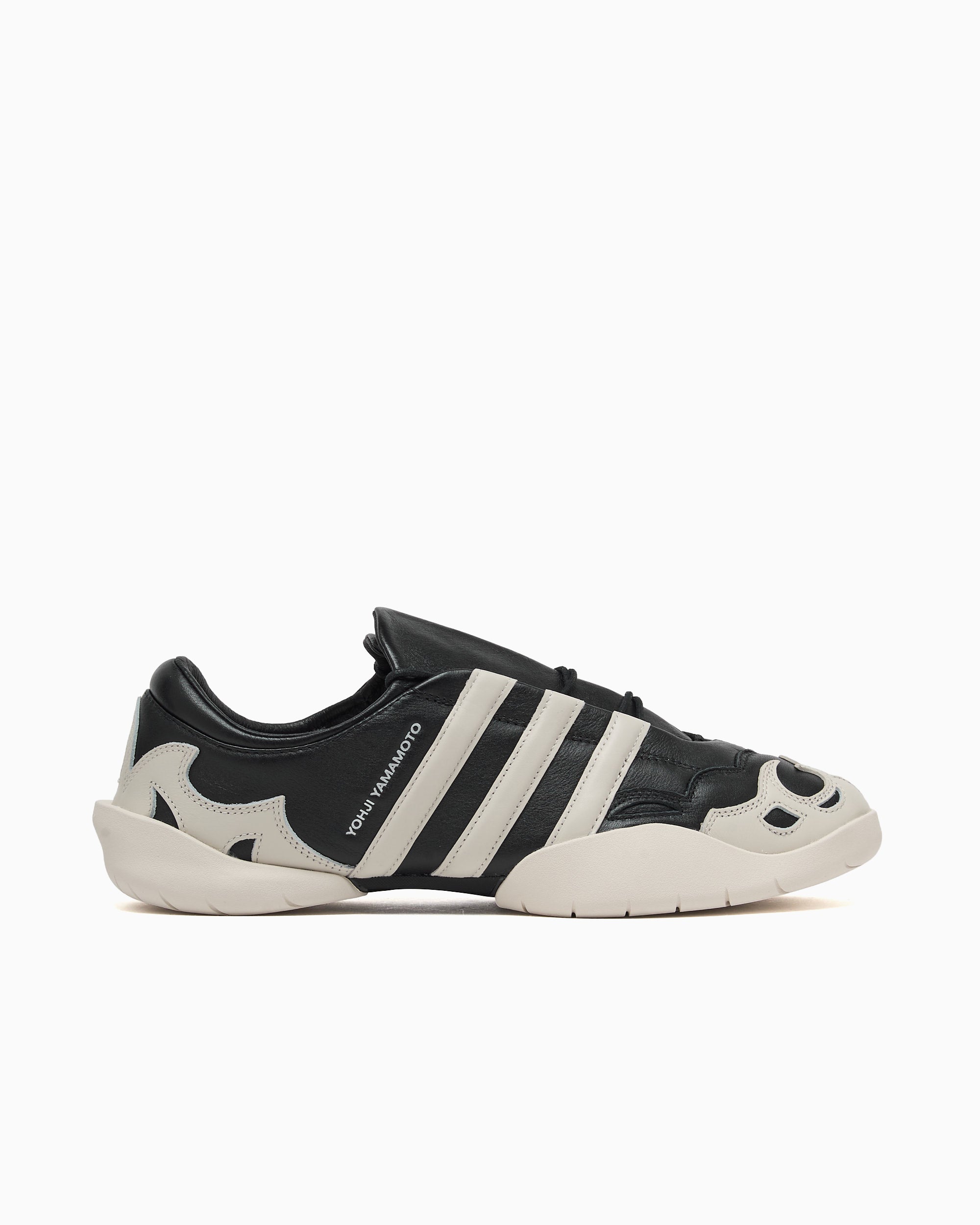 Sneakers adidas Y-3 Regu 2002 - JR3600
