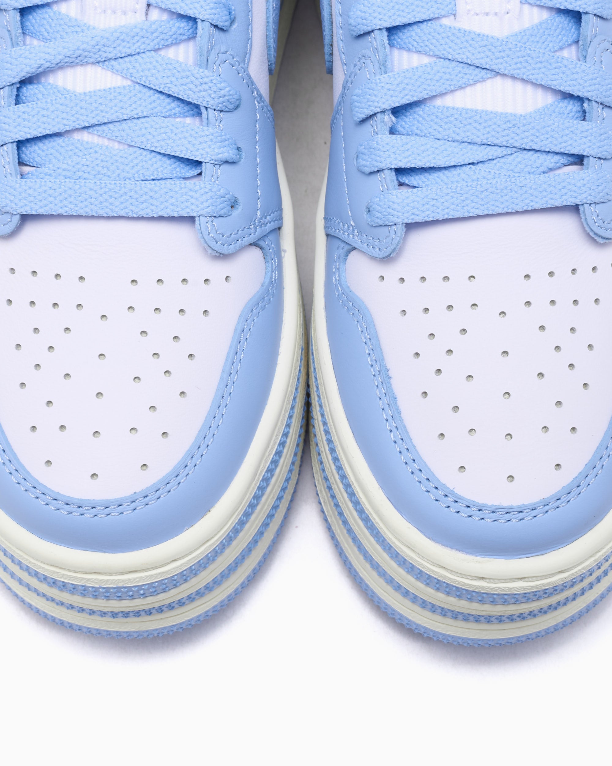 Sneakers Air Jordan 1 Women's Triple Stack - HV8288-402