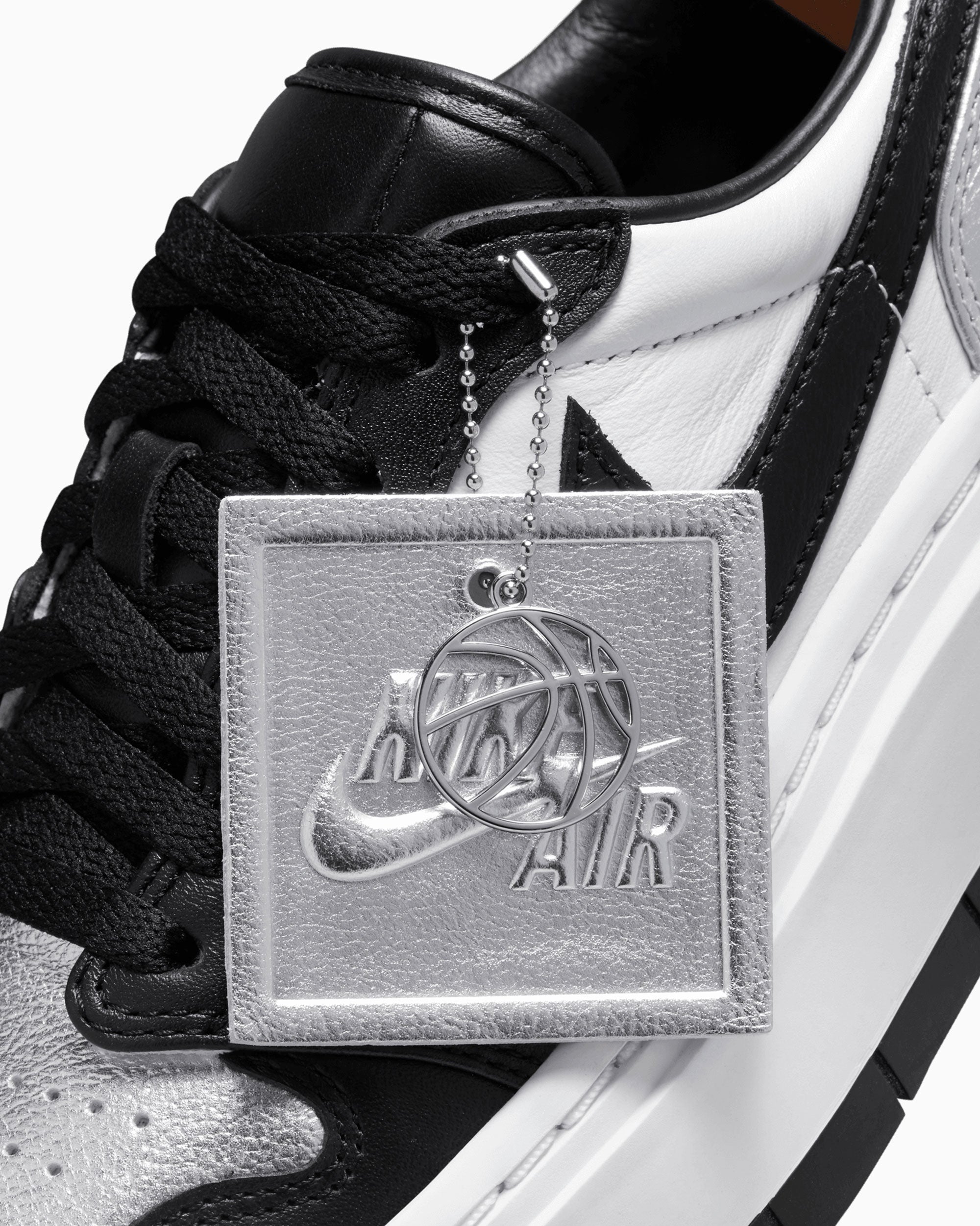 Sneakers Air Jordan Women's 1 Low Elevate SE "Silver Toe" - DQ8561-001