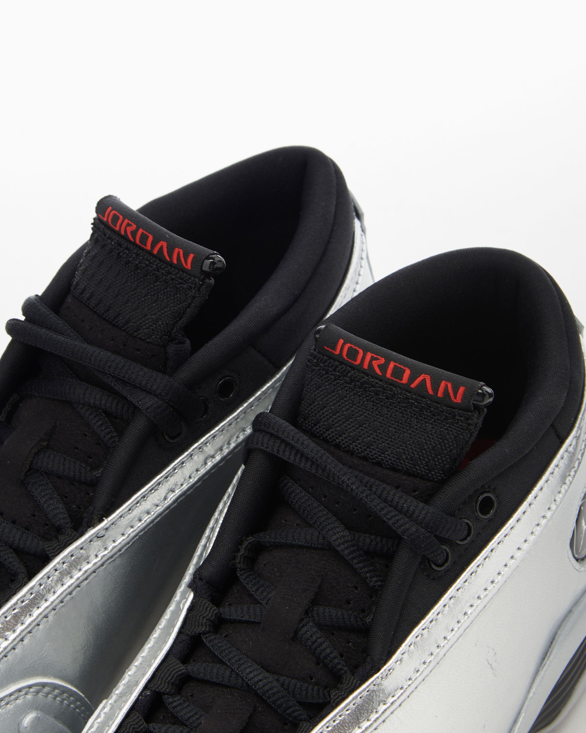 Sneakers Air Jordan Women's 14 Retro Low "Metallic Silver" - DH4121-060