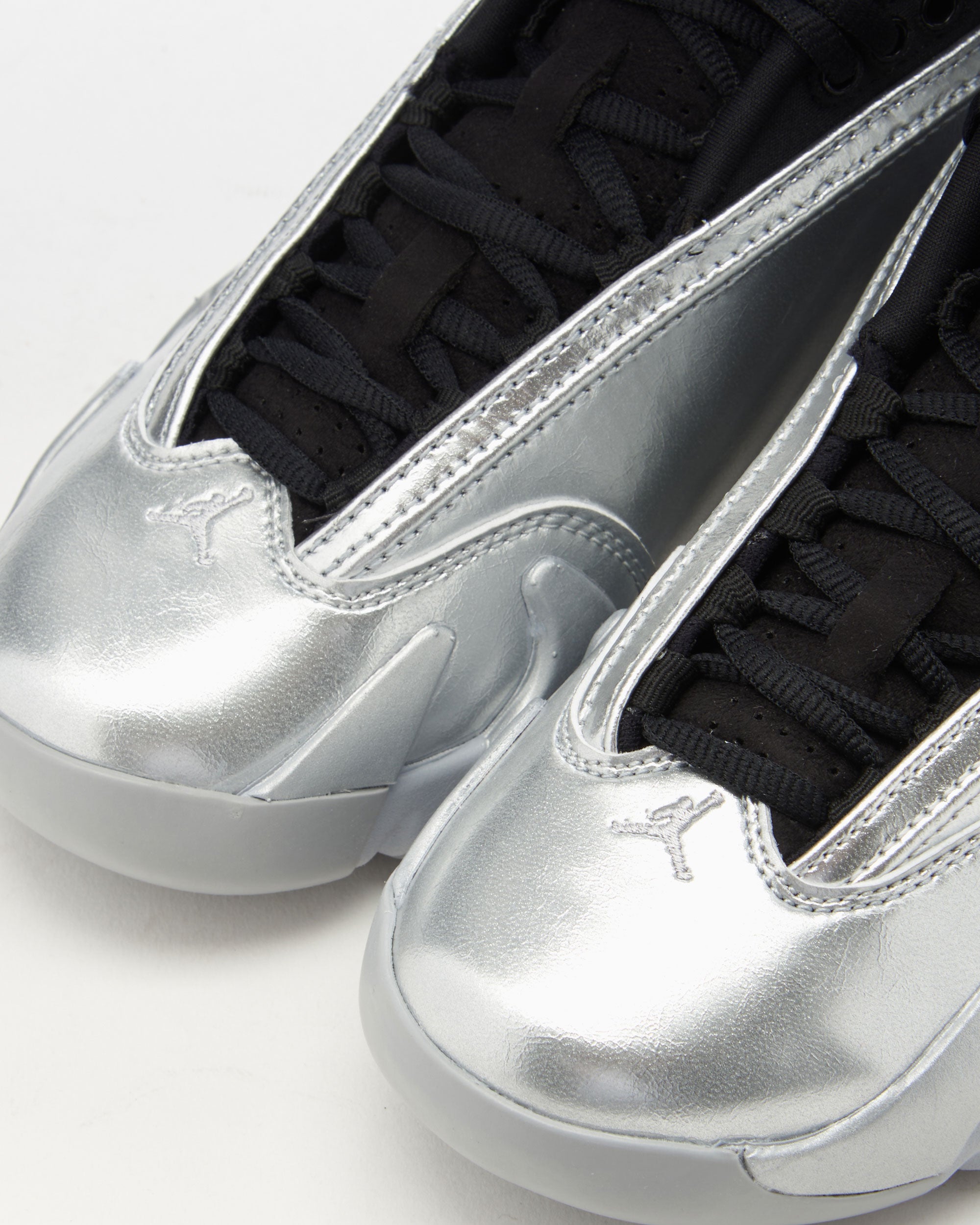 Sneakers Air Jordan Women's 14 Retro Low "Metallic Silver" - DH4121-060