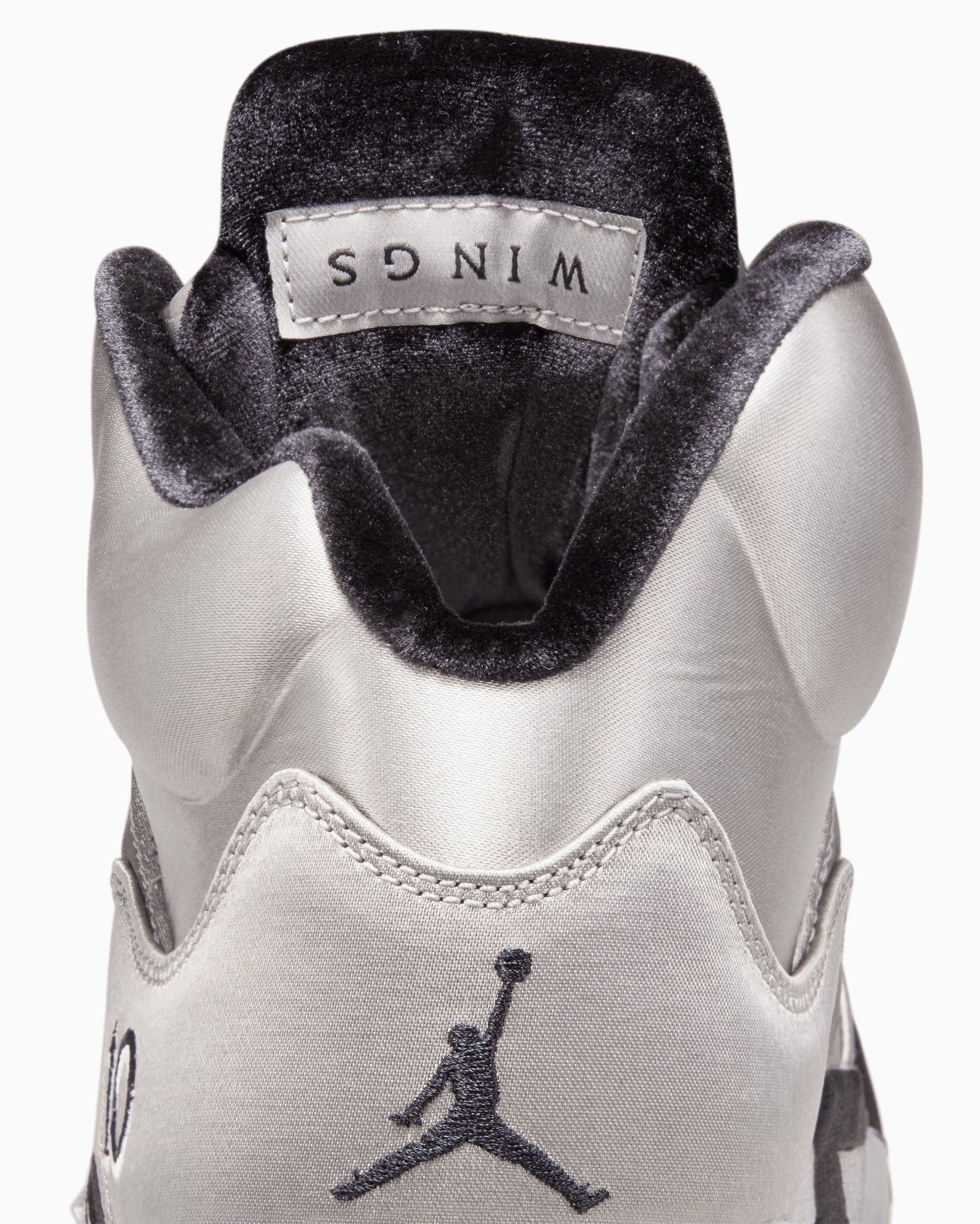 Sneakers Air Jordan Women's 5 Retro "Wings" - IO2038-001