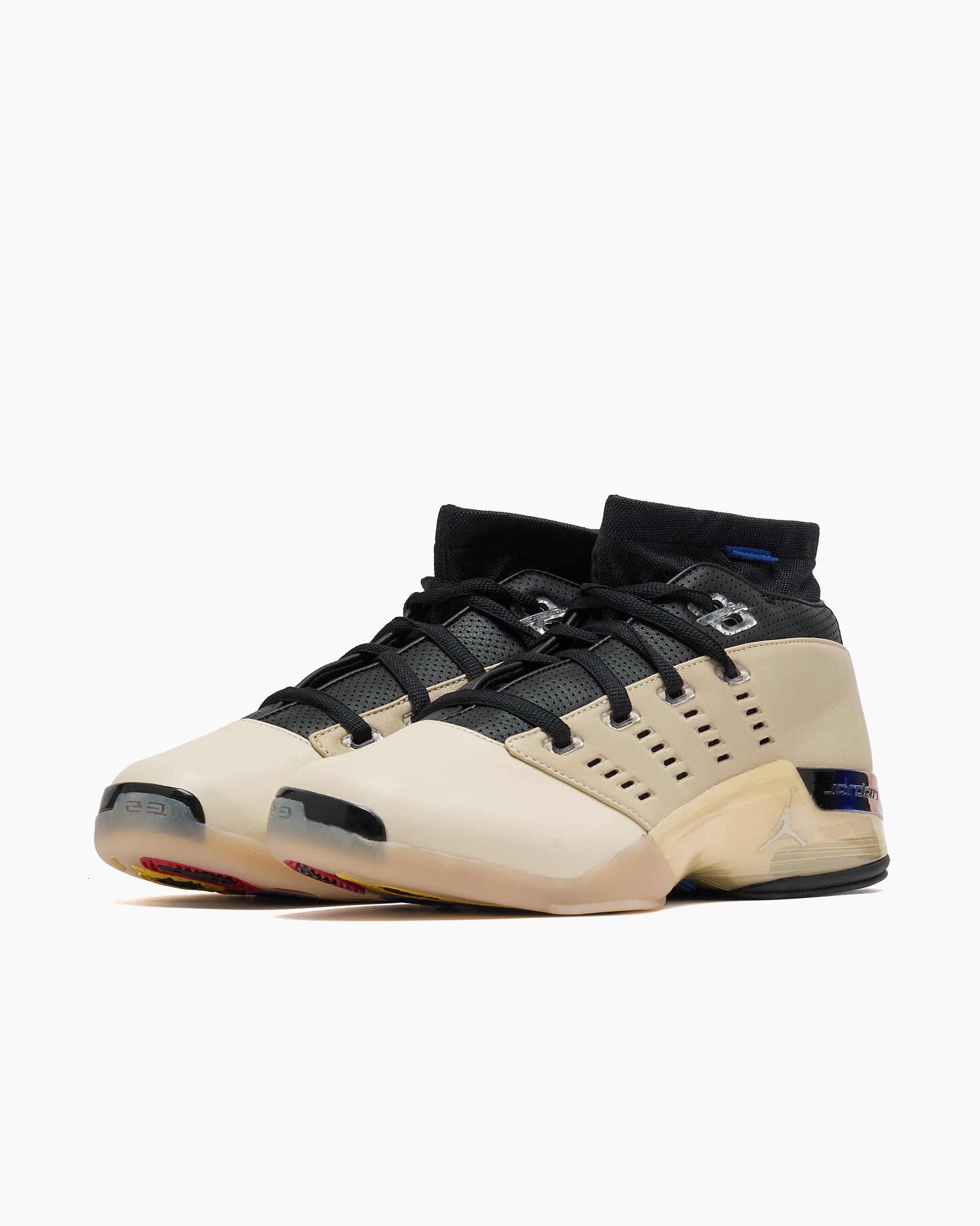Sneakers Air Jordan x Infinite Archives 17 Retro Low SP "Beach" - IH0177-200