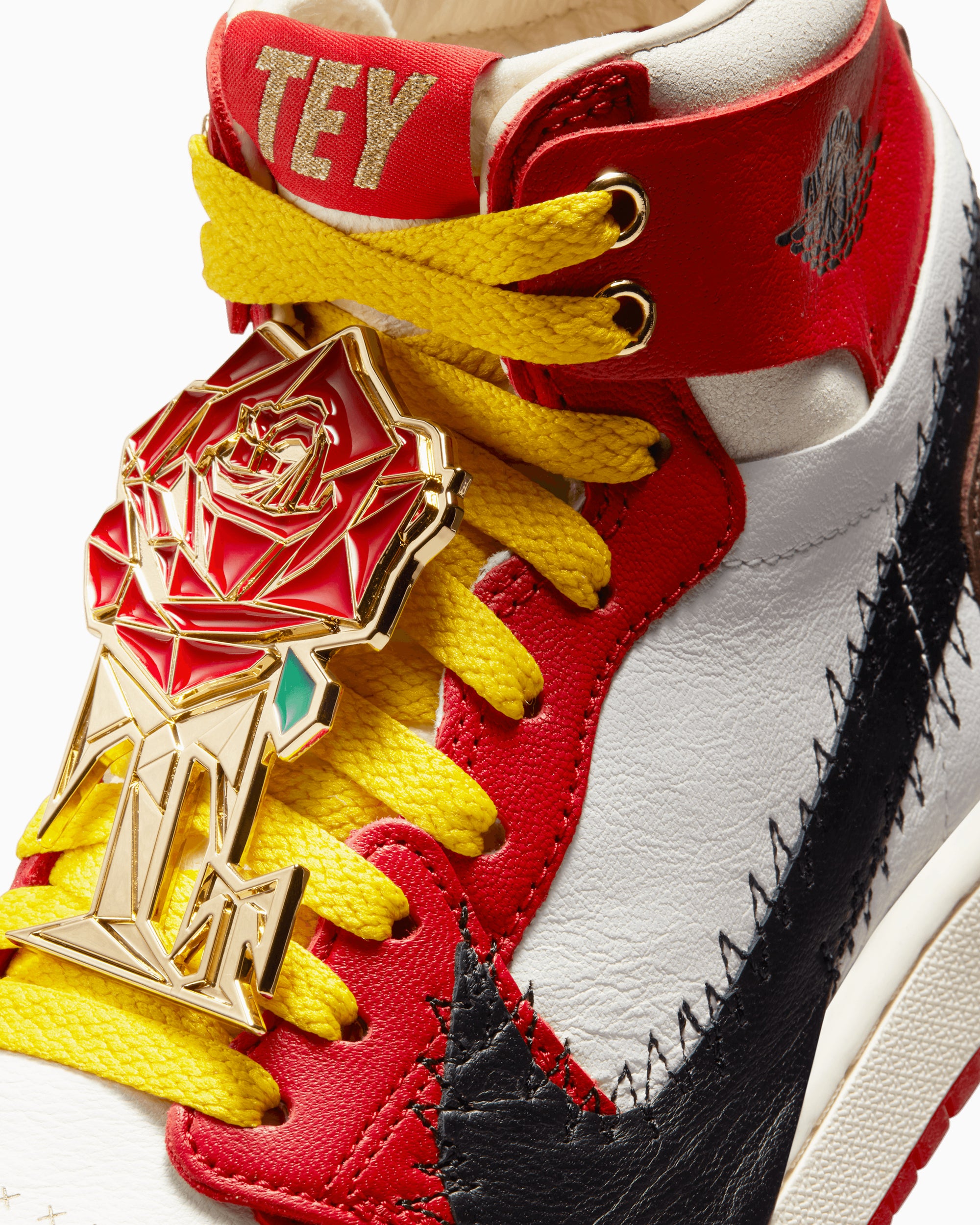 Sneakers Air Jordan x Teyana Taylor Women's 1 Zoom CMFT 2 SP "A Rose From Harlem" - FJ0604-601