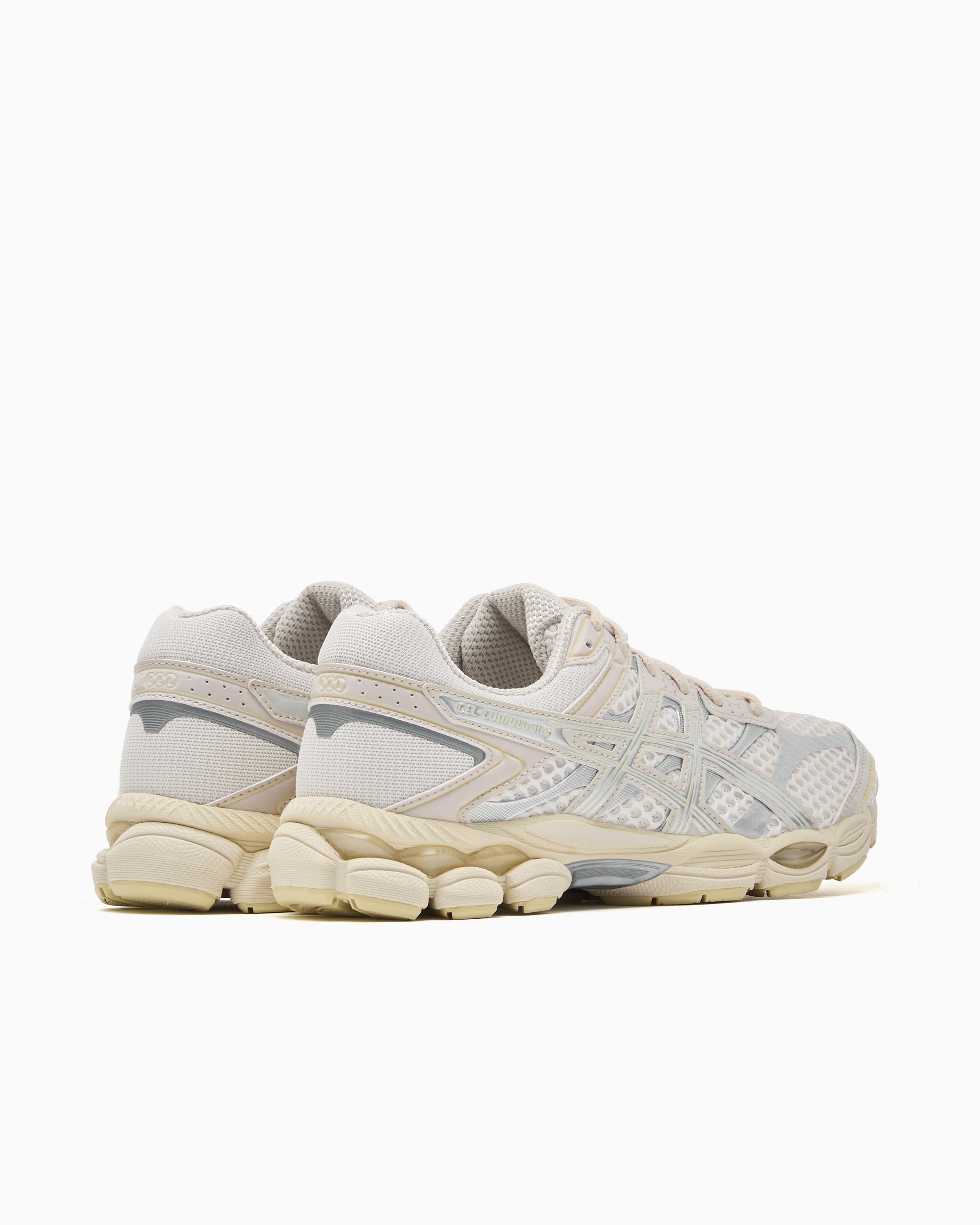 Sneakers ASICS Gel-Cumulus 16 - 1203A733-107