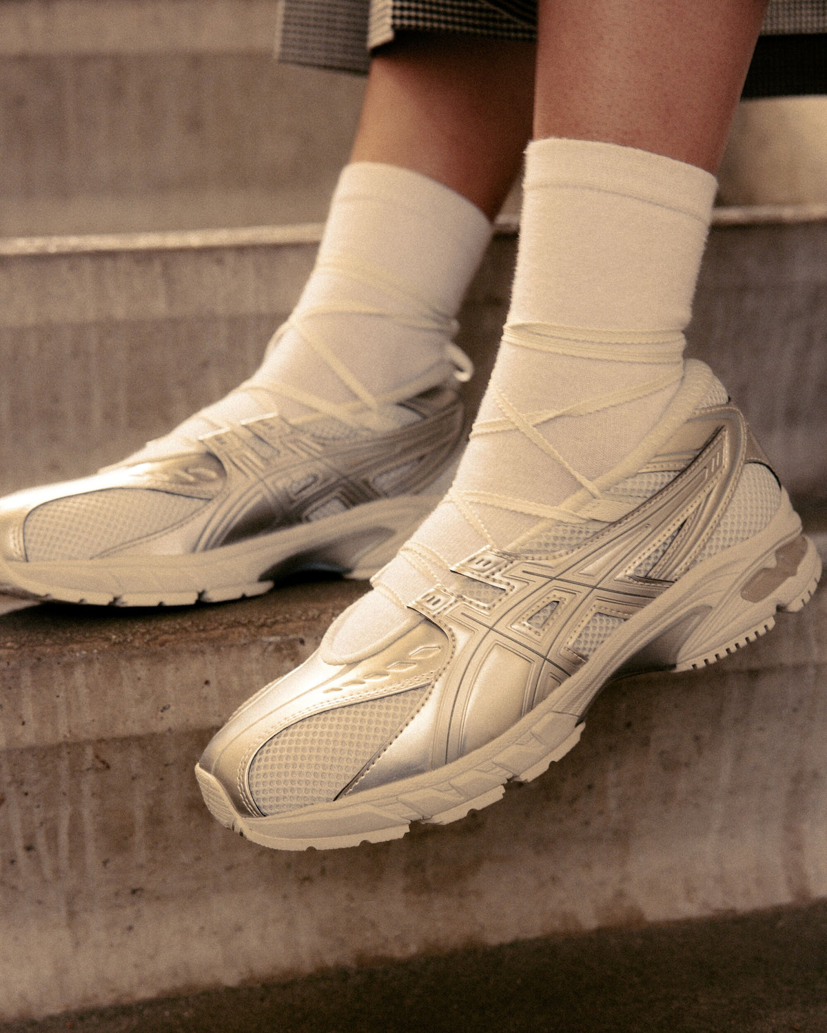 Sneakers ASICS Gel-DS Trainer SP - 1203B057-020