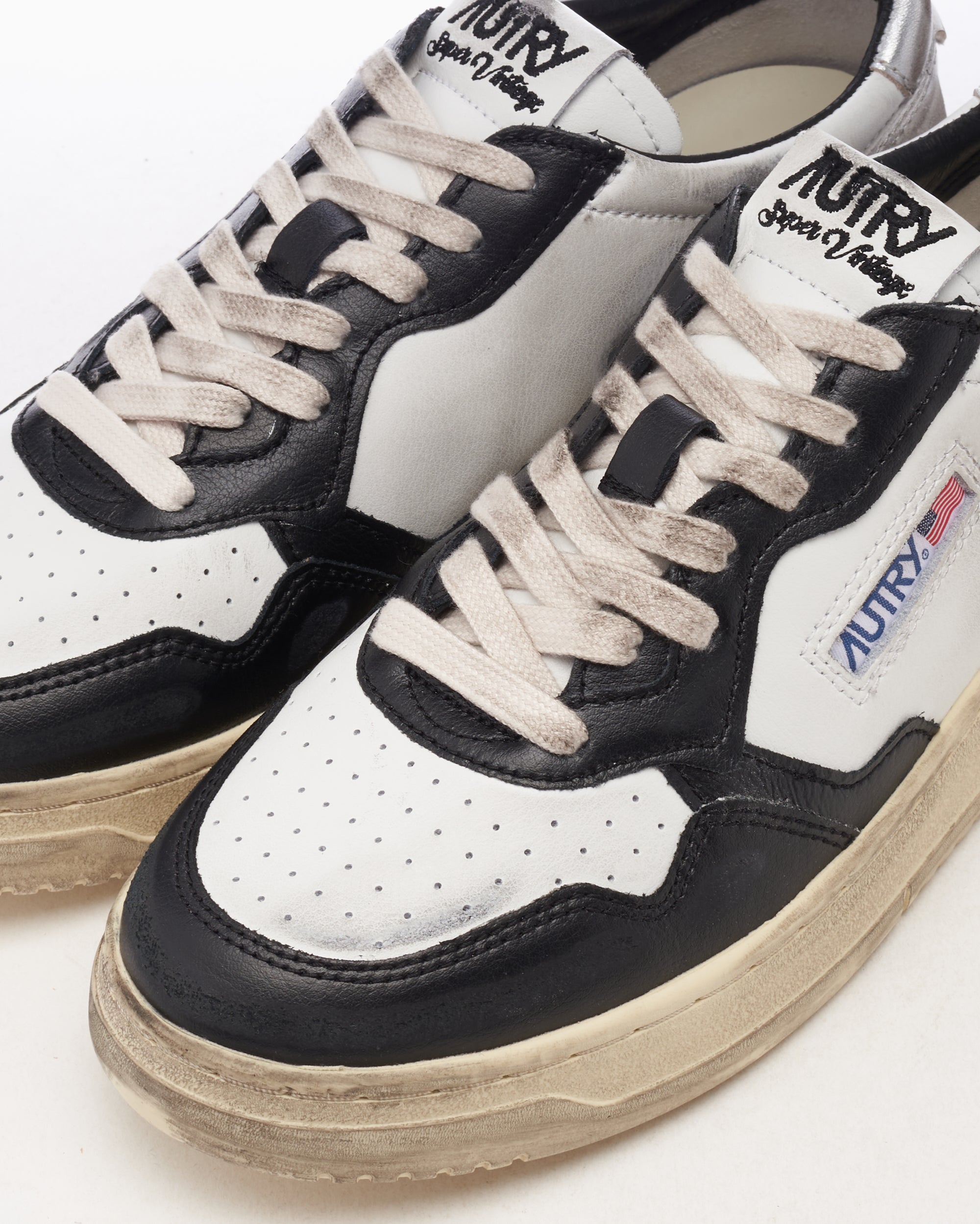 Sneakers Autry Super Vintage Low Leather - AVLMSV11
