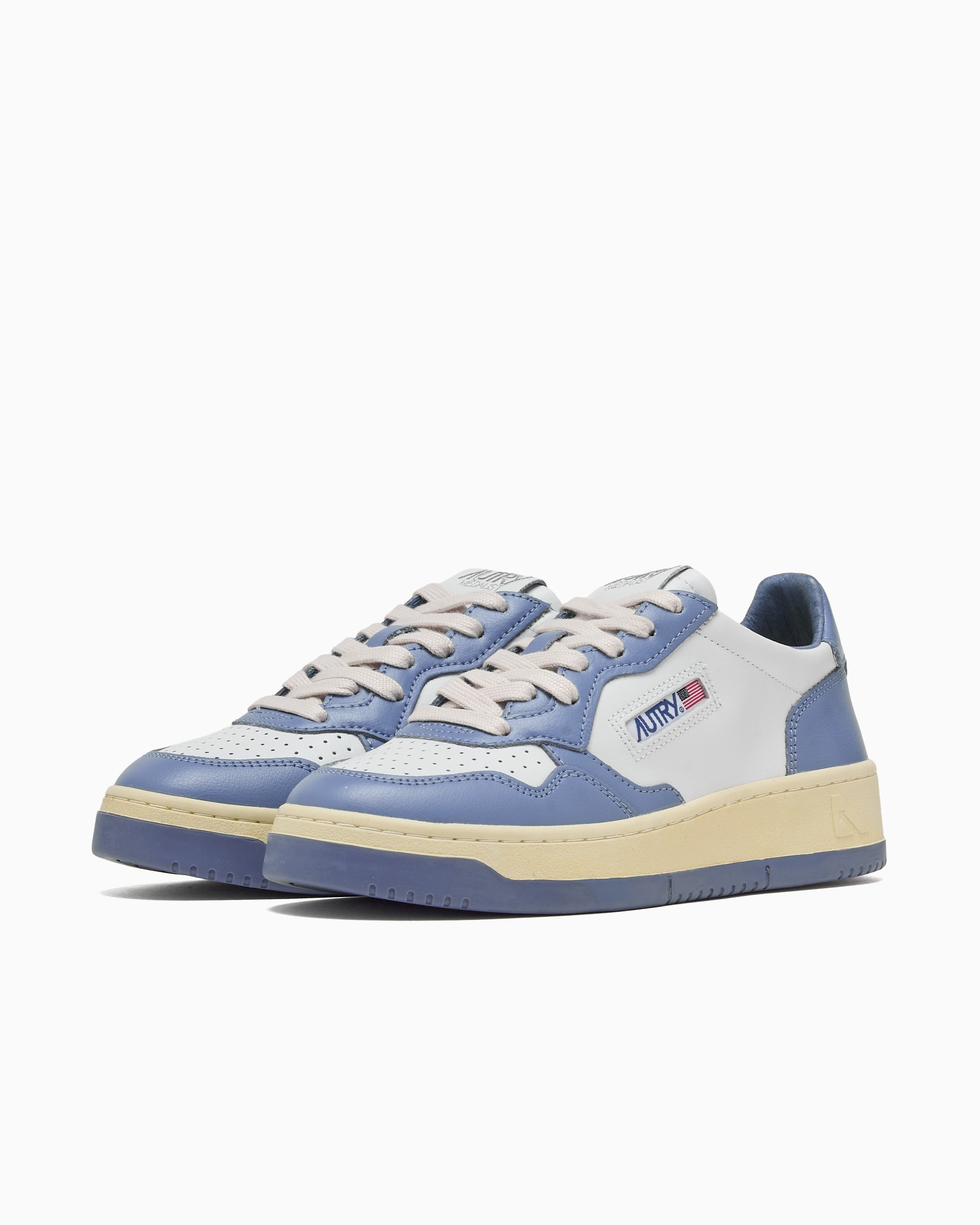 Sneakers Autry Women's Medalist Low Leather - AULWWB62
