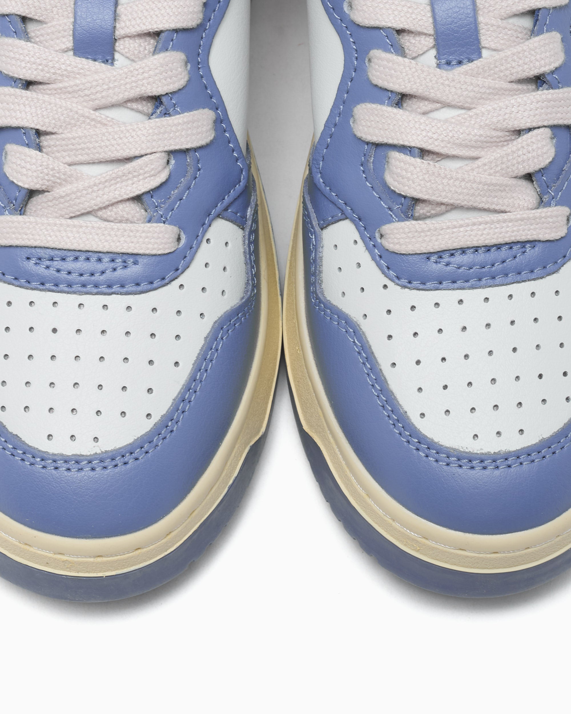 Sneakers Autry Women's Medalist Low Leather - AULWWB62