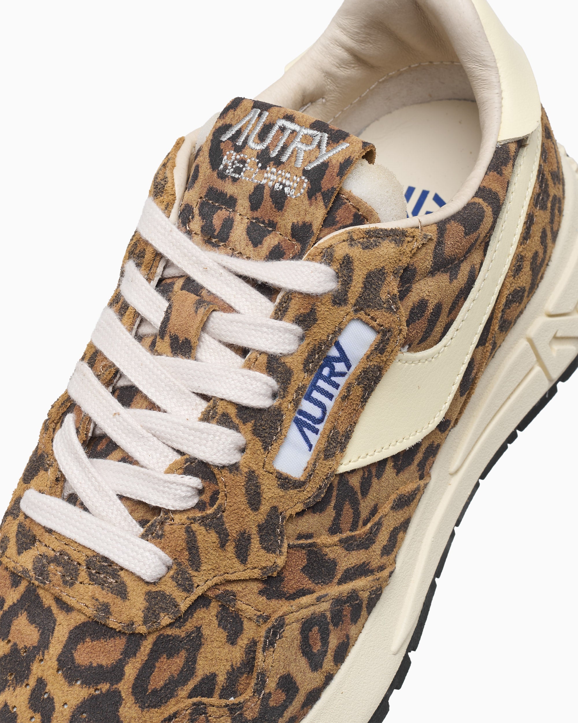 Sneakers Autry Women's Reelwind Low - WWLWUJ02