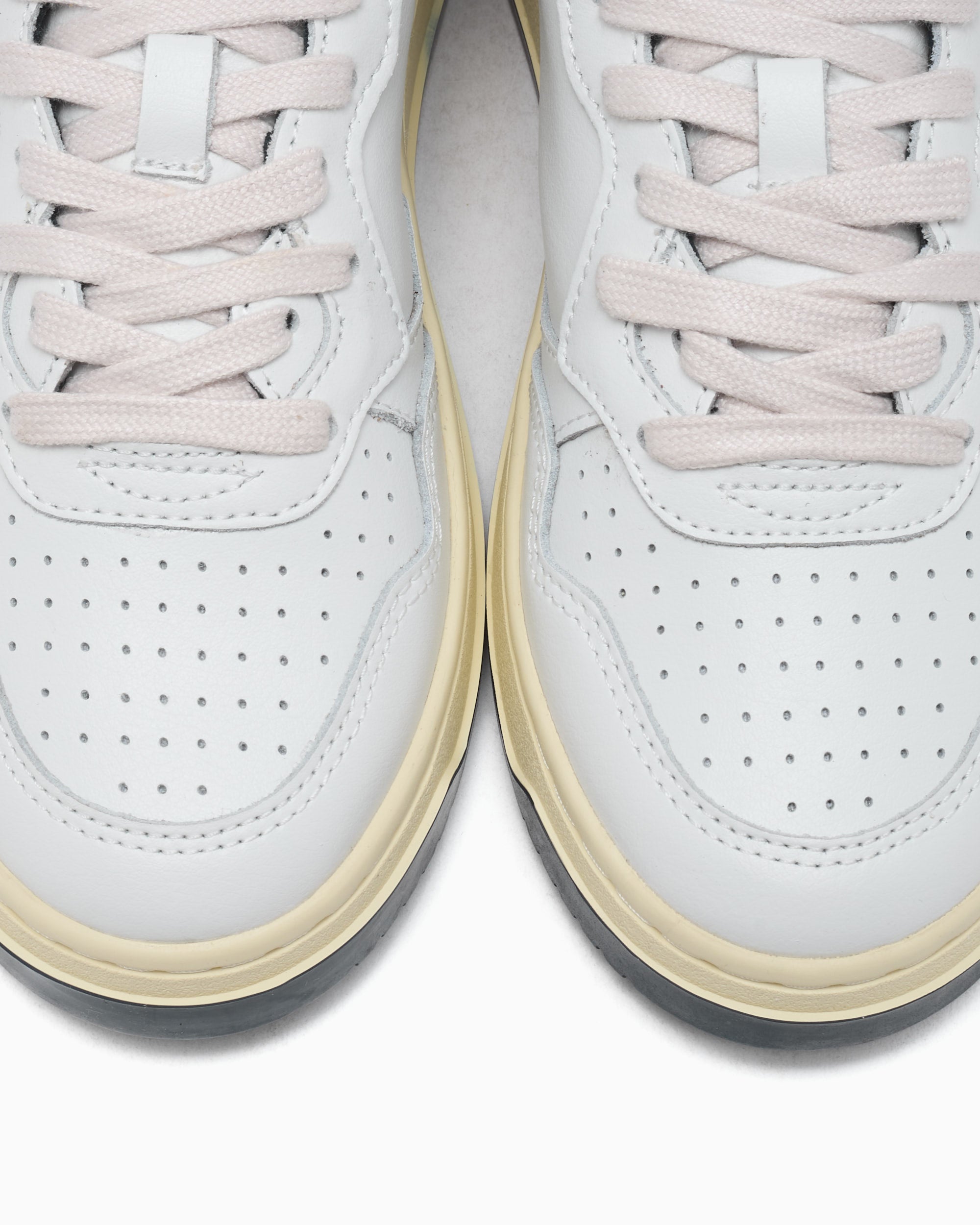 Sneakers Autry x Maison Kitsuné Women's Medalist Low - AULWMK01