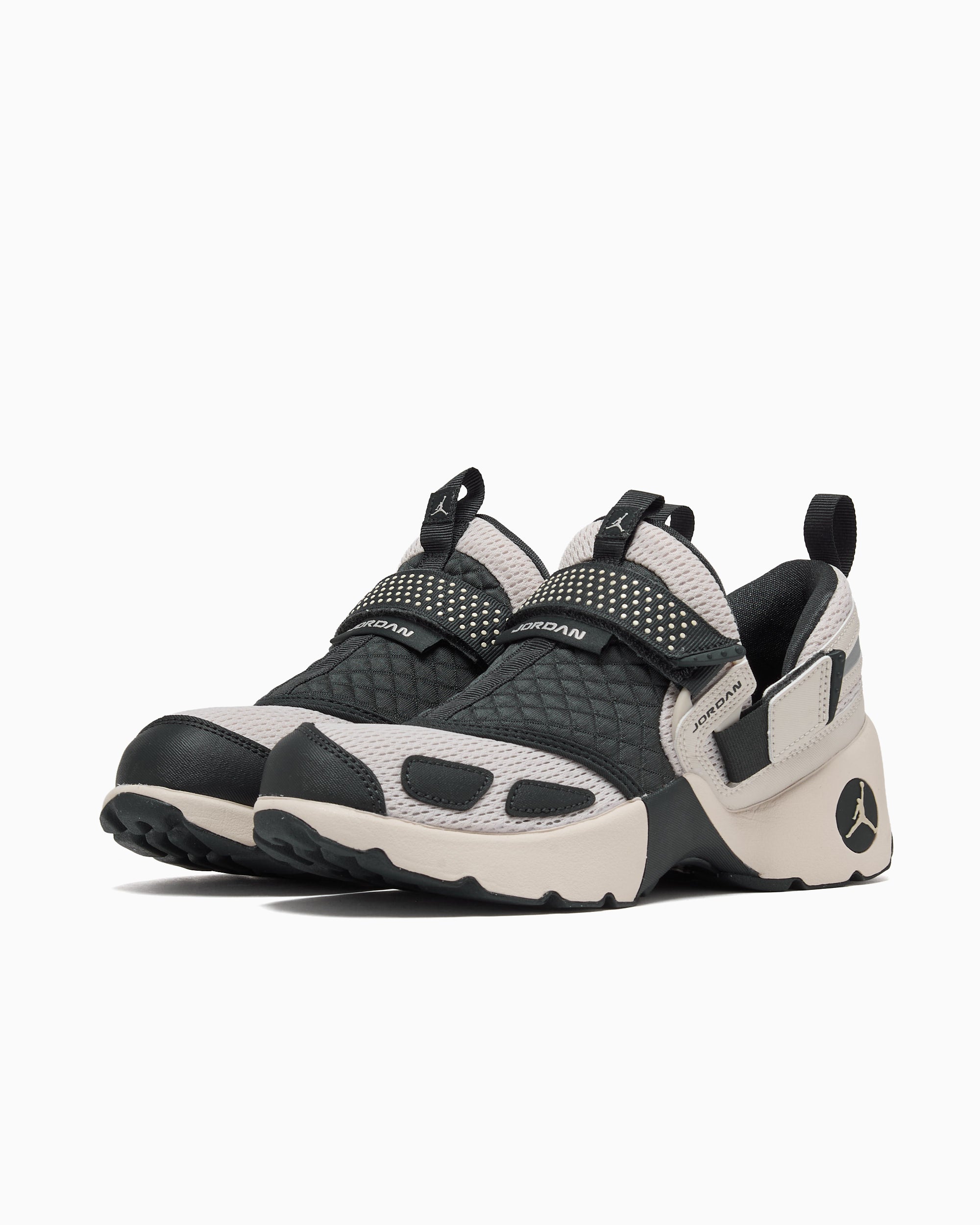 Sneakers Jordan Women's Trunner LX - HQ2164-102