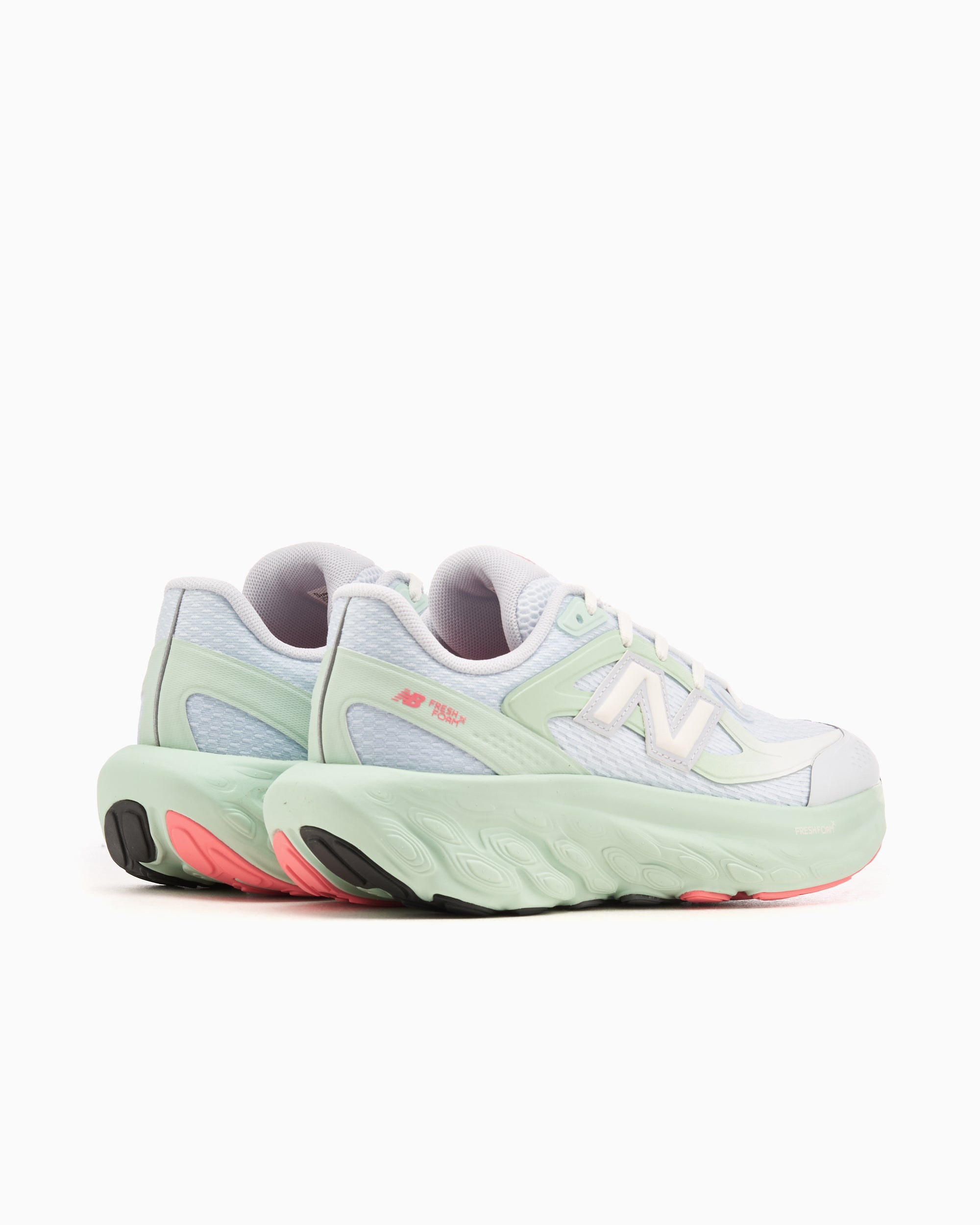 Sneakers New Balance Fresh Foam UTRN QD - UTRNQD