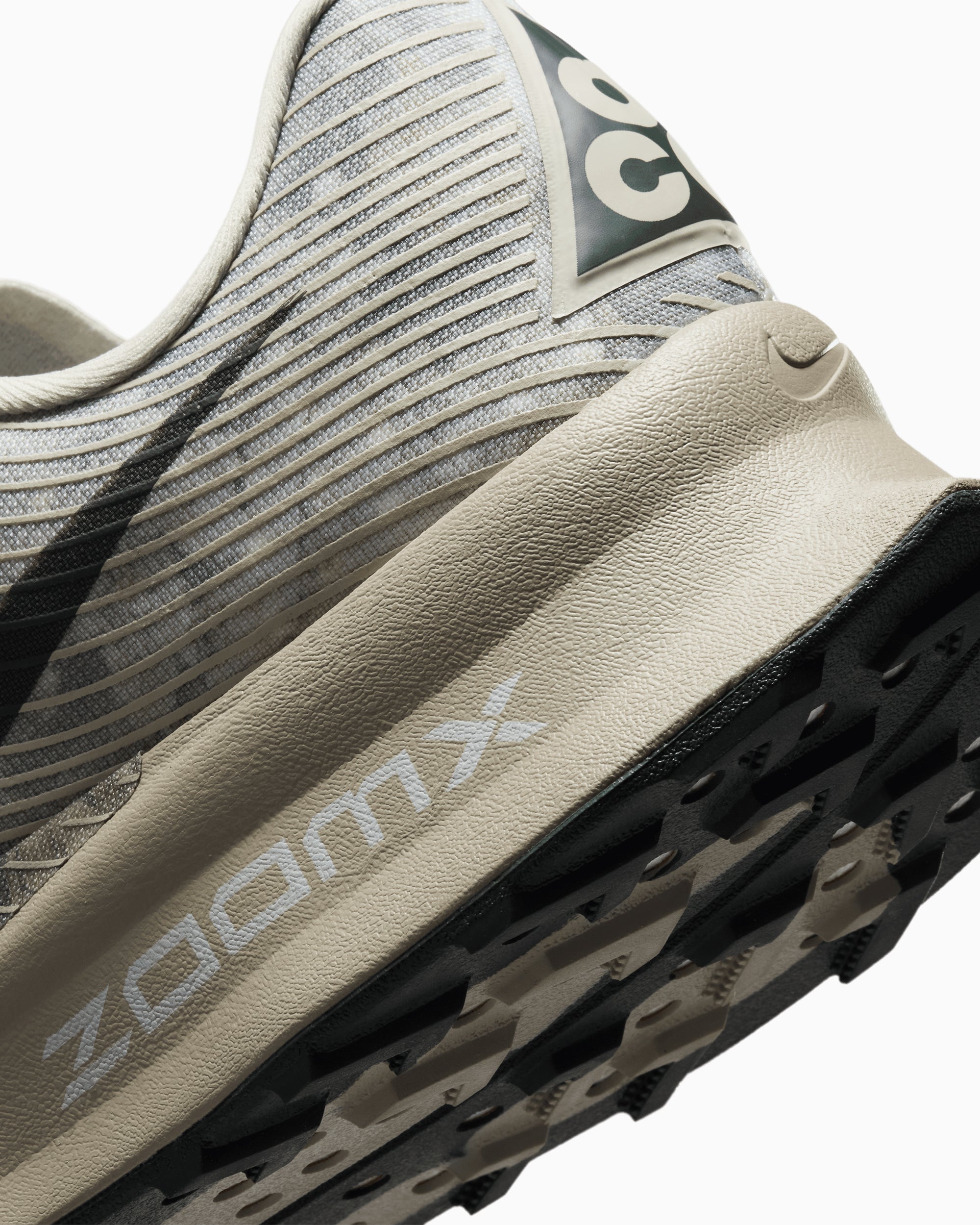 Sneakers Nike ACG Ultrafly Trail SP Vibram - HF5668-300