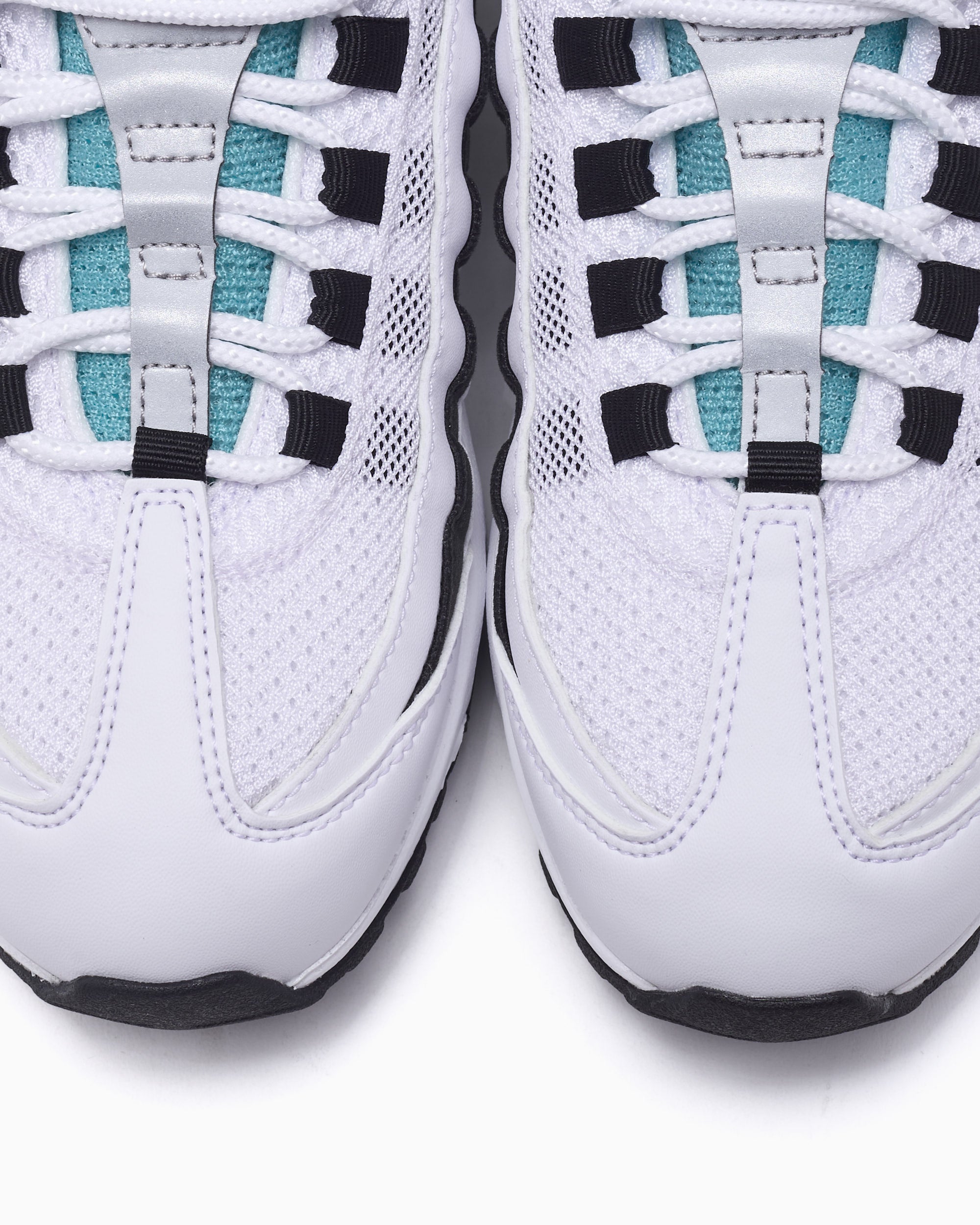 Sneakers Nike Air Max 95 "Black Border" - IM7409-100