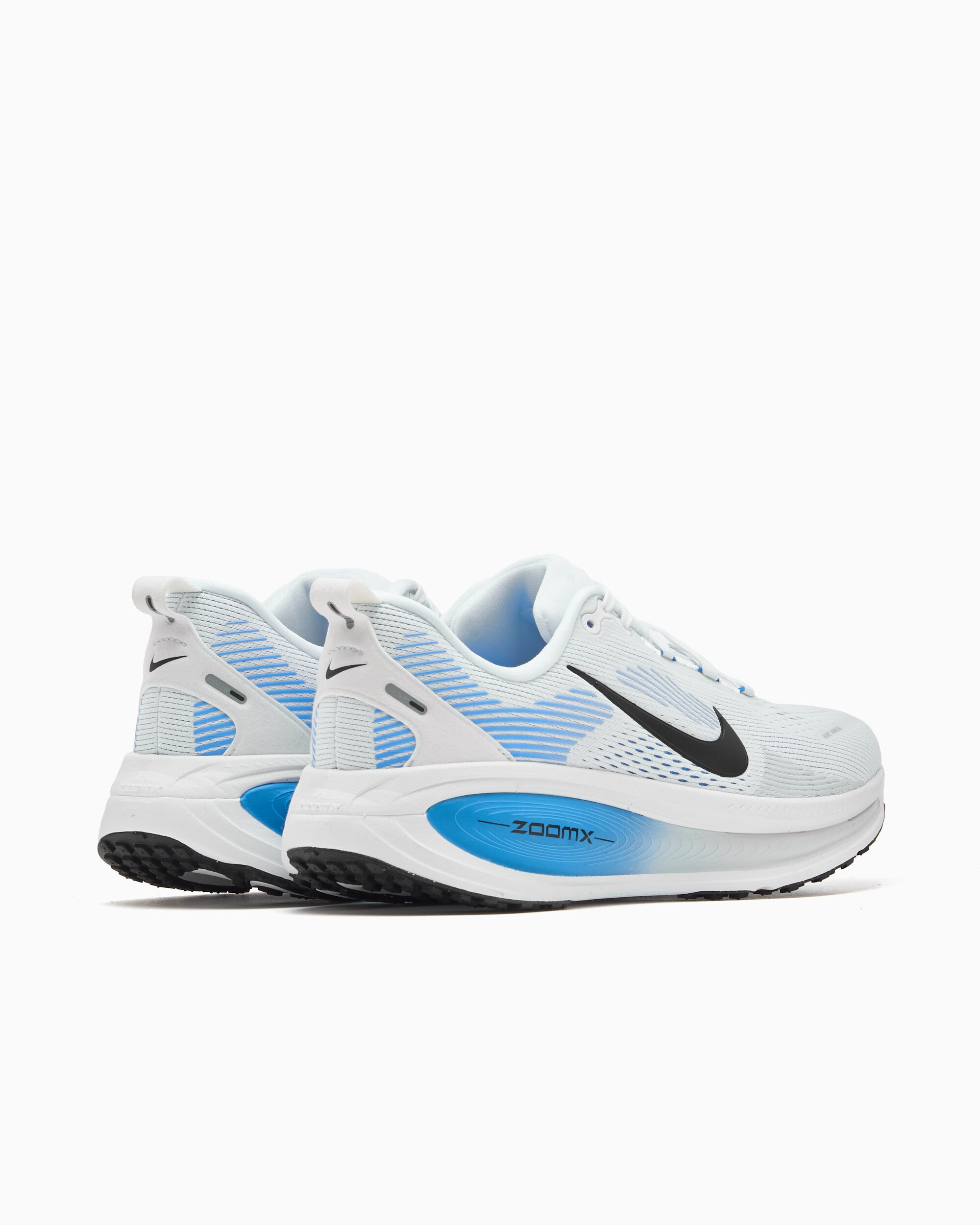 Sneakers Nike Vomero 18 - HM6803-109