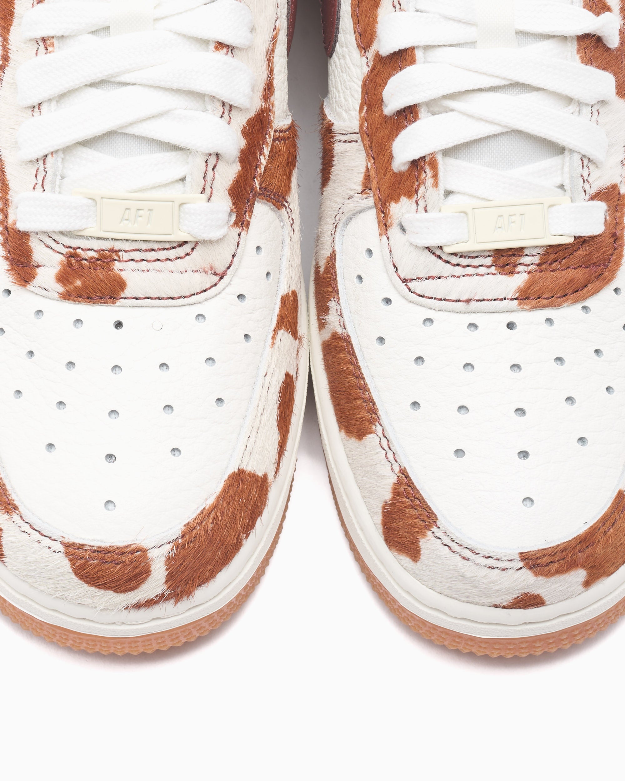 Sneakers Nike Women's Air Force 1 '07 "Cow" - IO0442-200