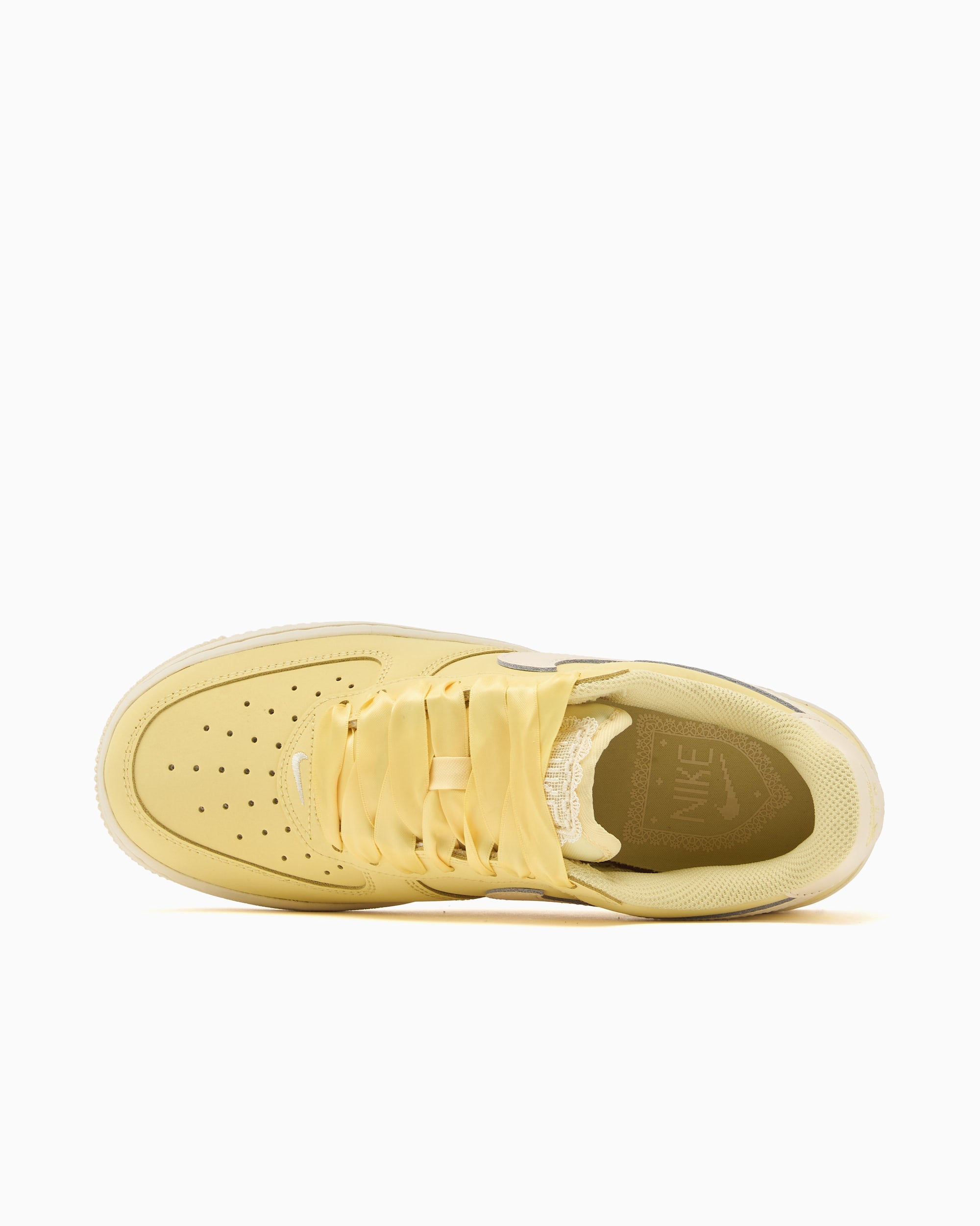 Sneakers Nike Women's Air Force 1 Retro Premium "Ribbon Lace" - IR0871-700