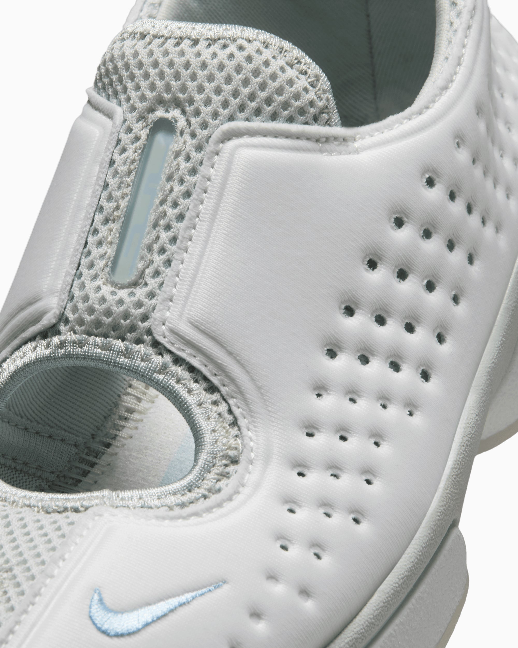 Sneakers Nike Women's Air Rift 2 "White Swan" - IQ8006-100