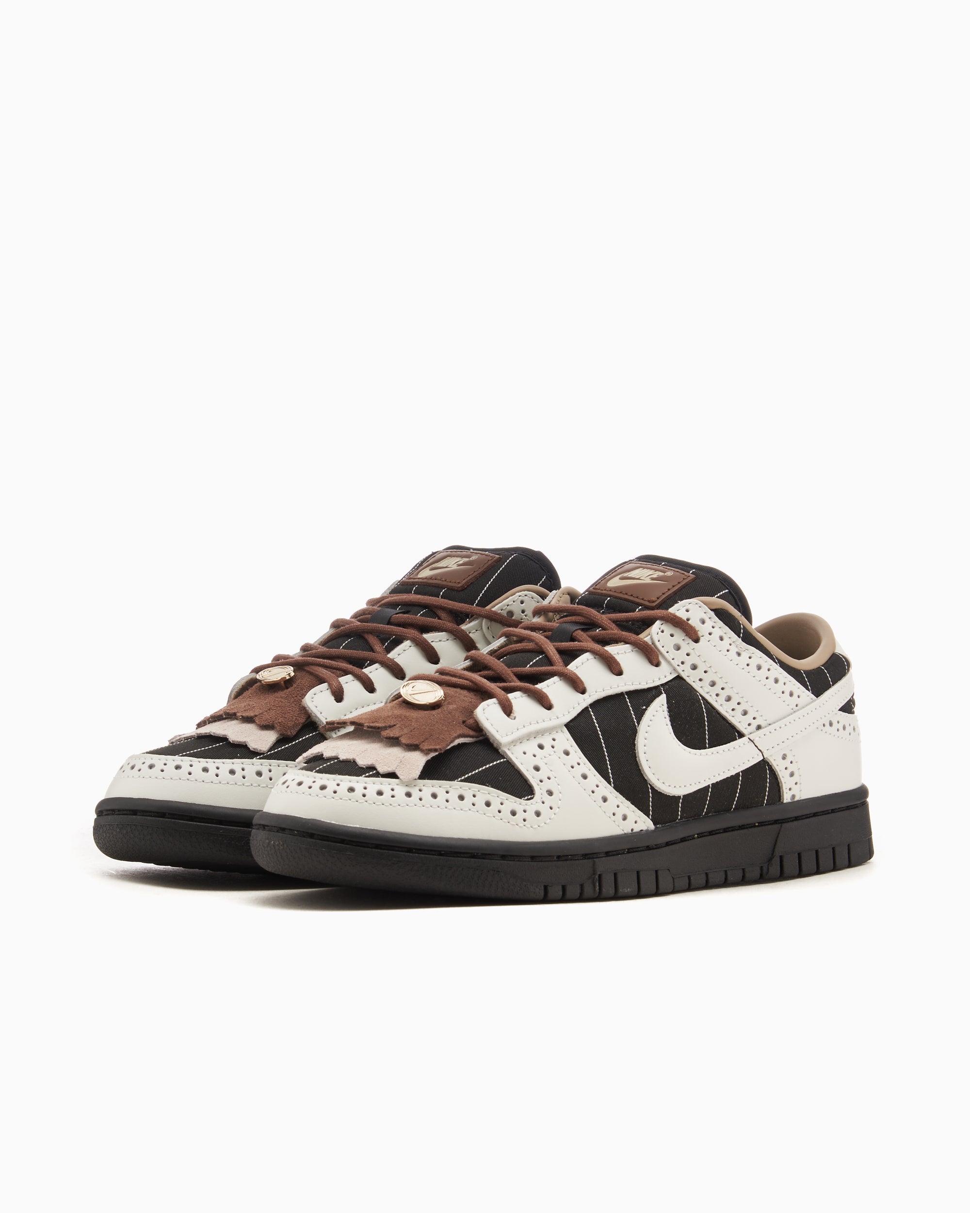 Sneakers Nike Women's Dunk Low LX "Brogue Pinstripe" - FV3642-010