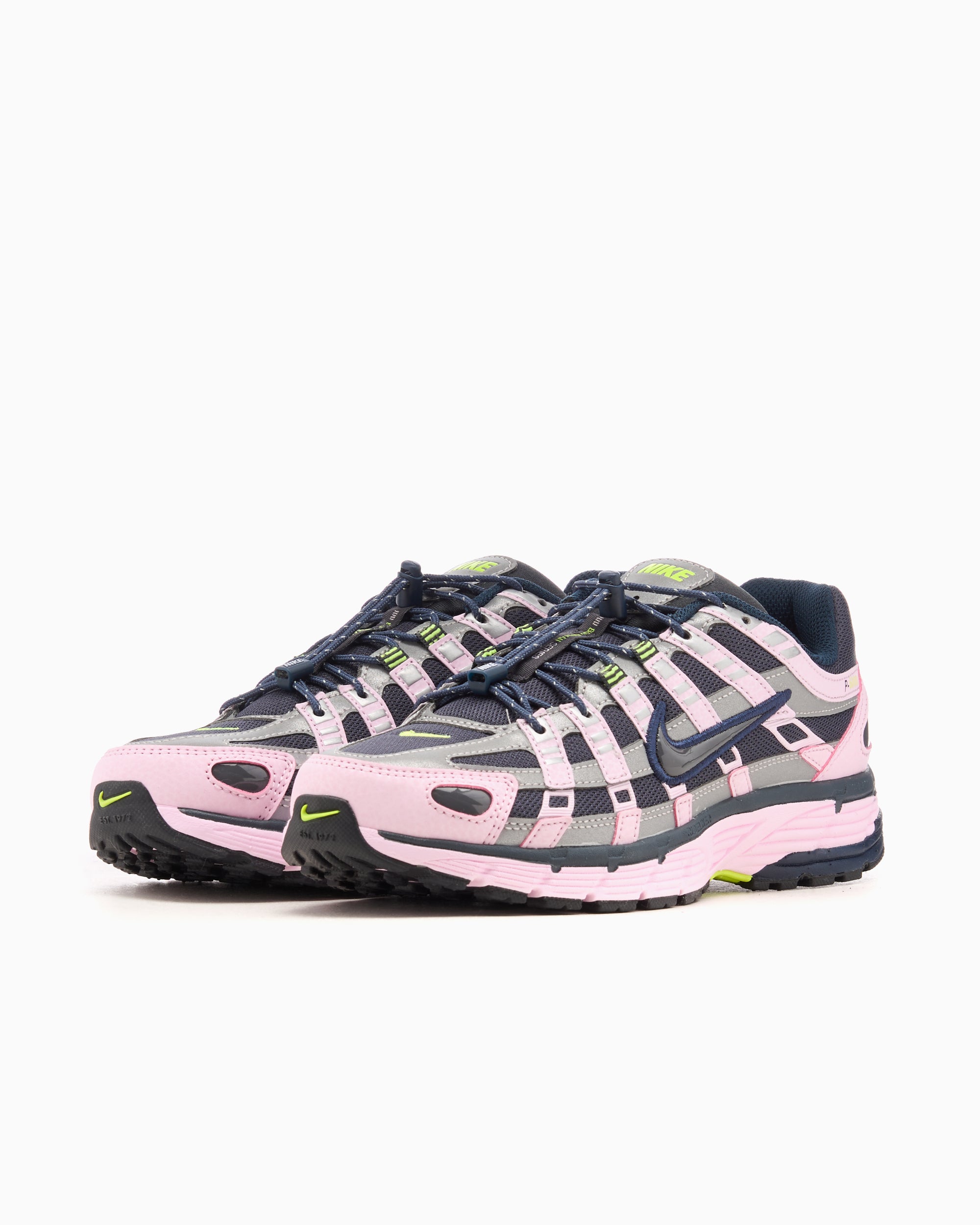 Sneakers Nike Women's P-6000 - HV2521-600