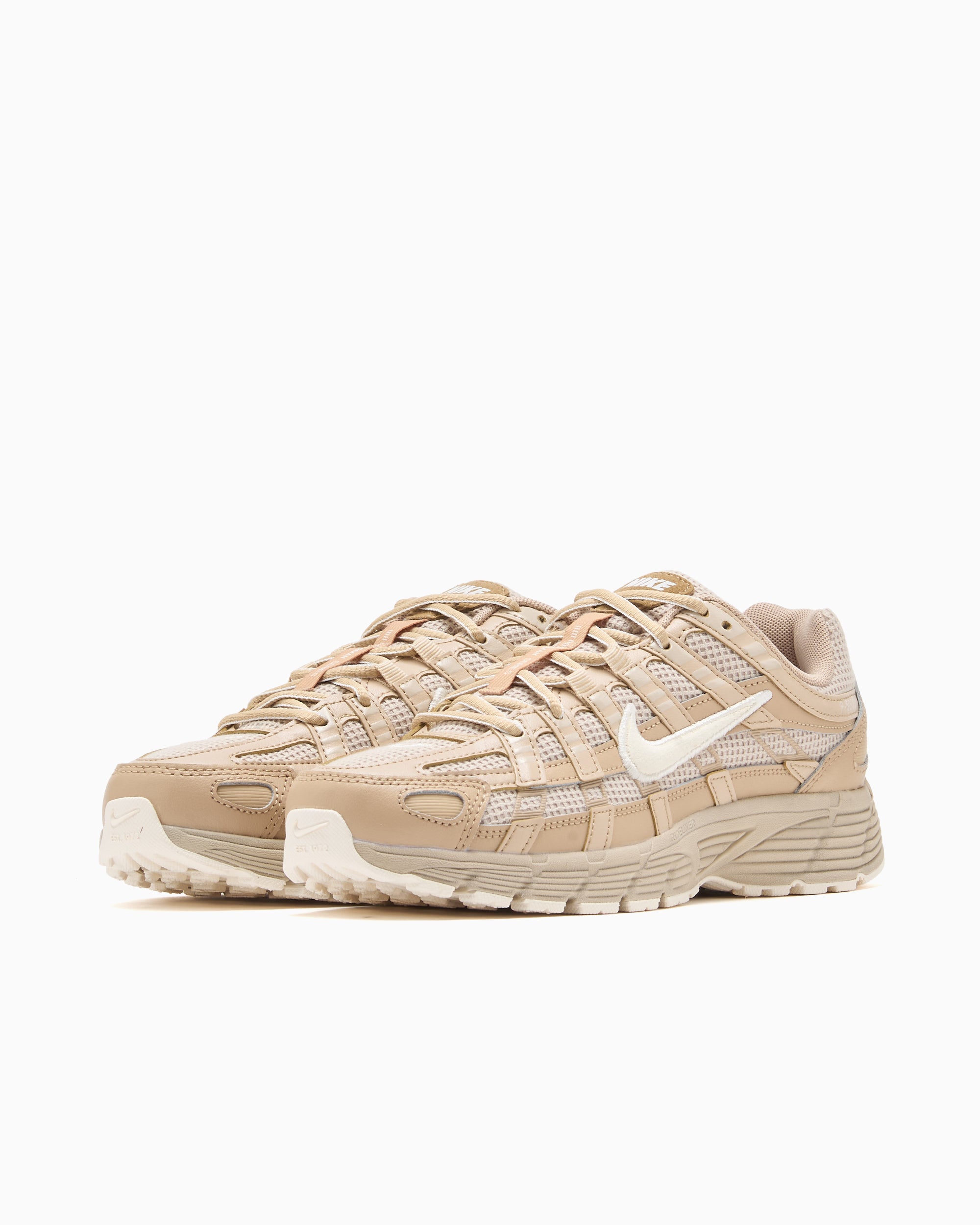 Sneakers Nike Women's P-6000 - IR1215-100