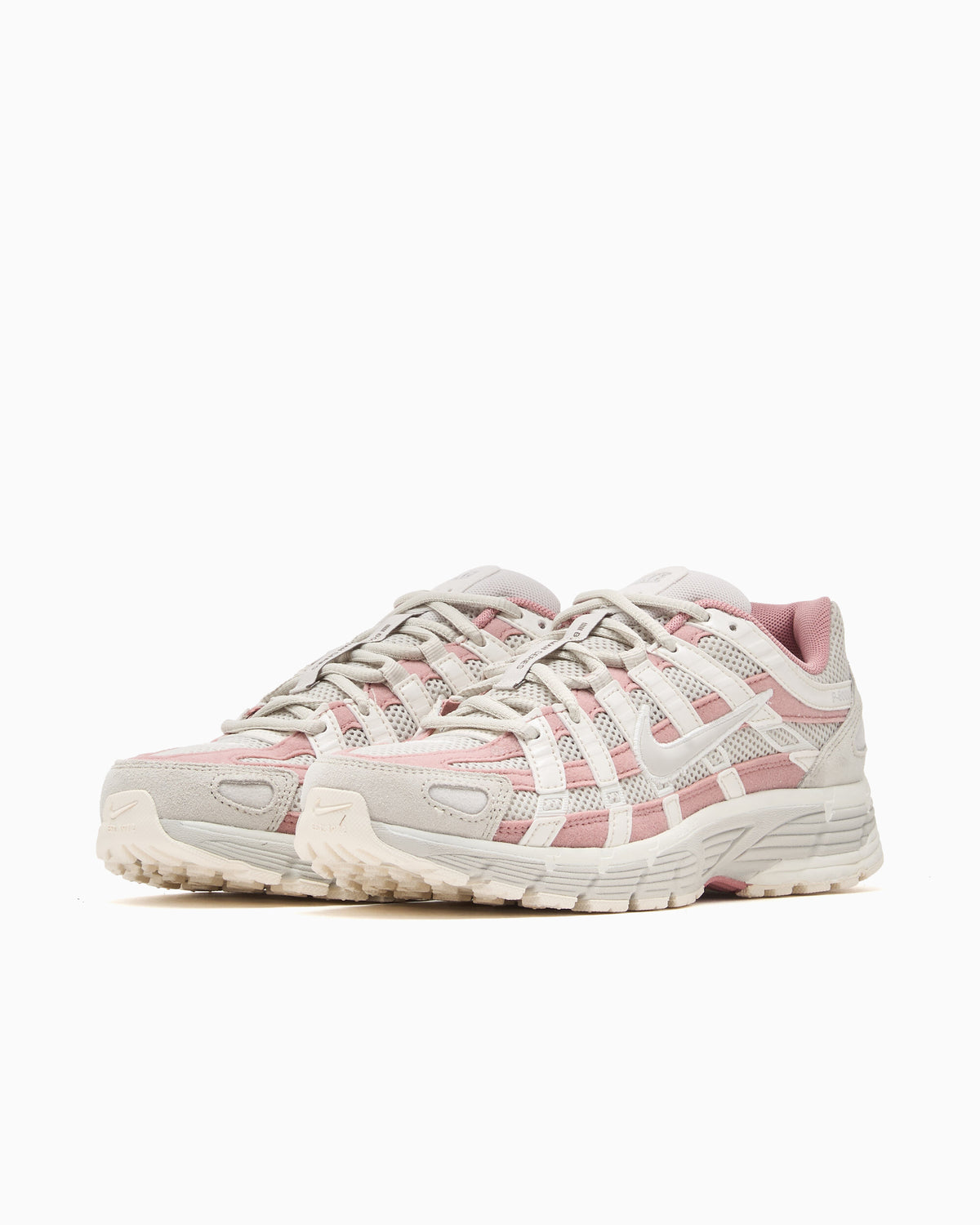 Sneakers Nike Women's P-6000 - IV2501-003