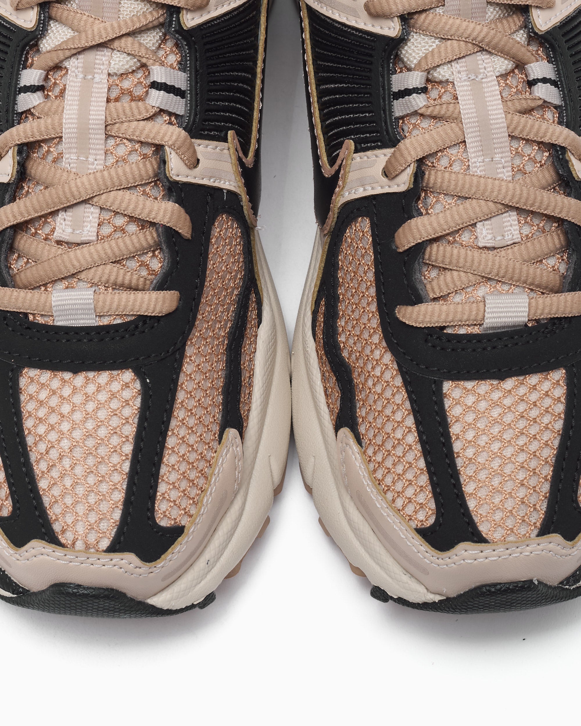 Sneakers Nike Women's Zoom Vomero 5 - FJ2028-106