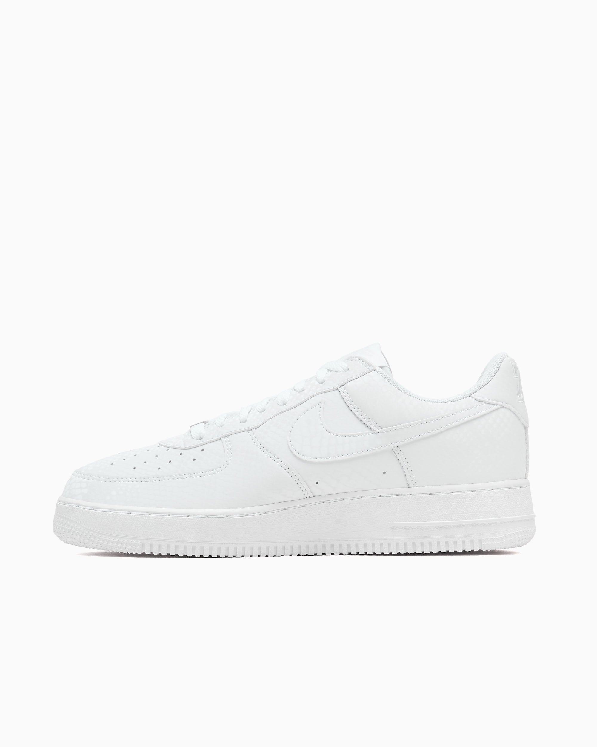 Sneakers Nike x Kobe Bryant Air Force 1 Low "Forever White" - IB0018-100