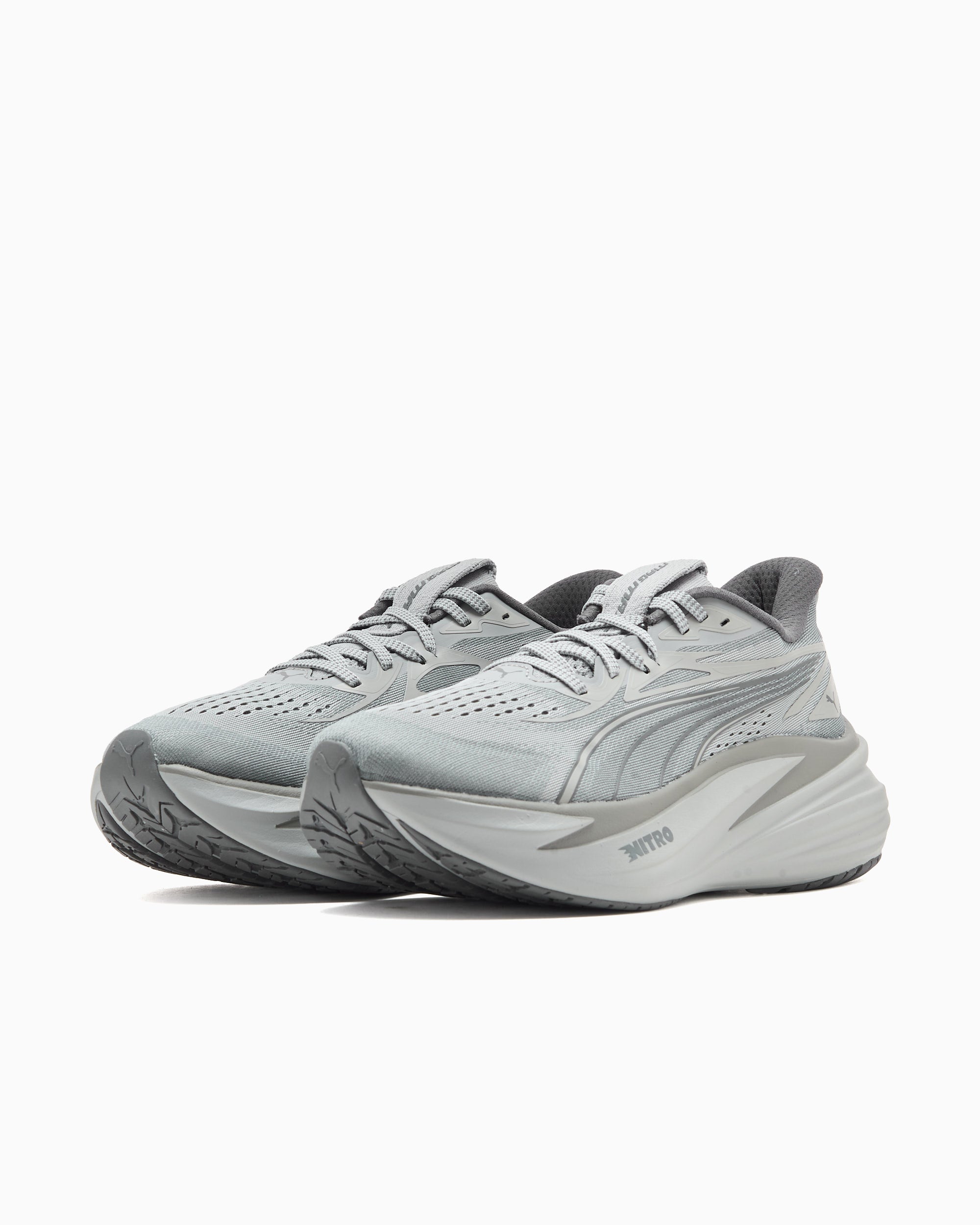 Sneakers Puma MagMax Nitro 2 - 312125-12