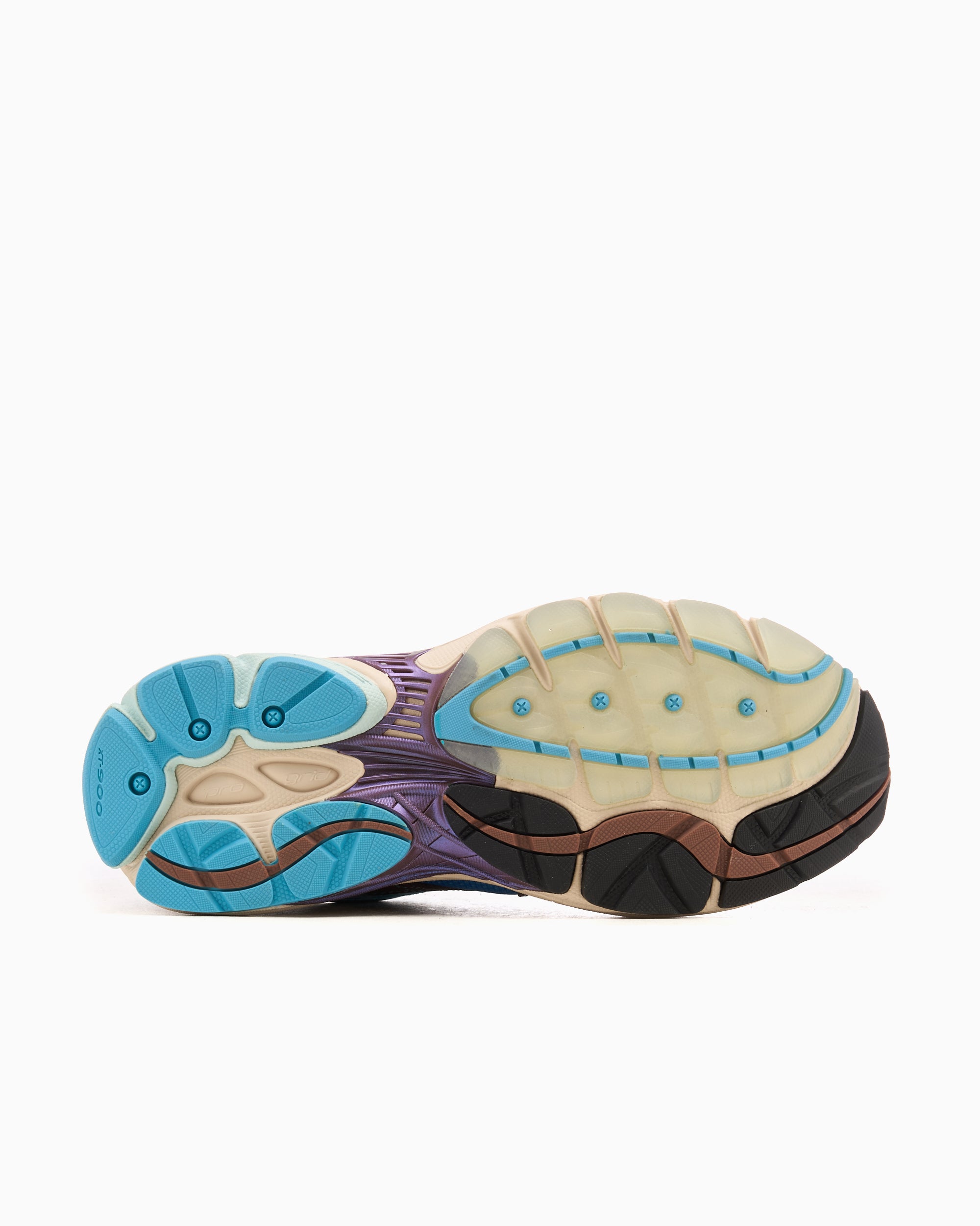 Sneakers Saucony x Footpatrol ProGrid Omni 9 - S70923-1