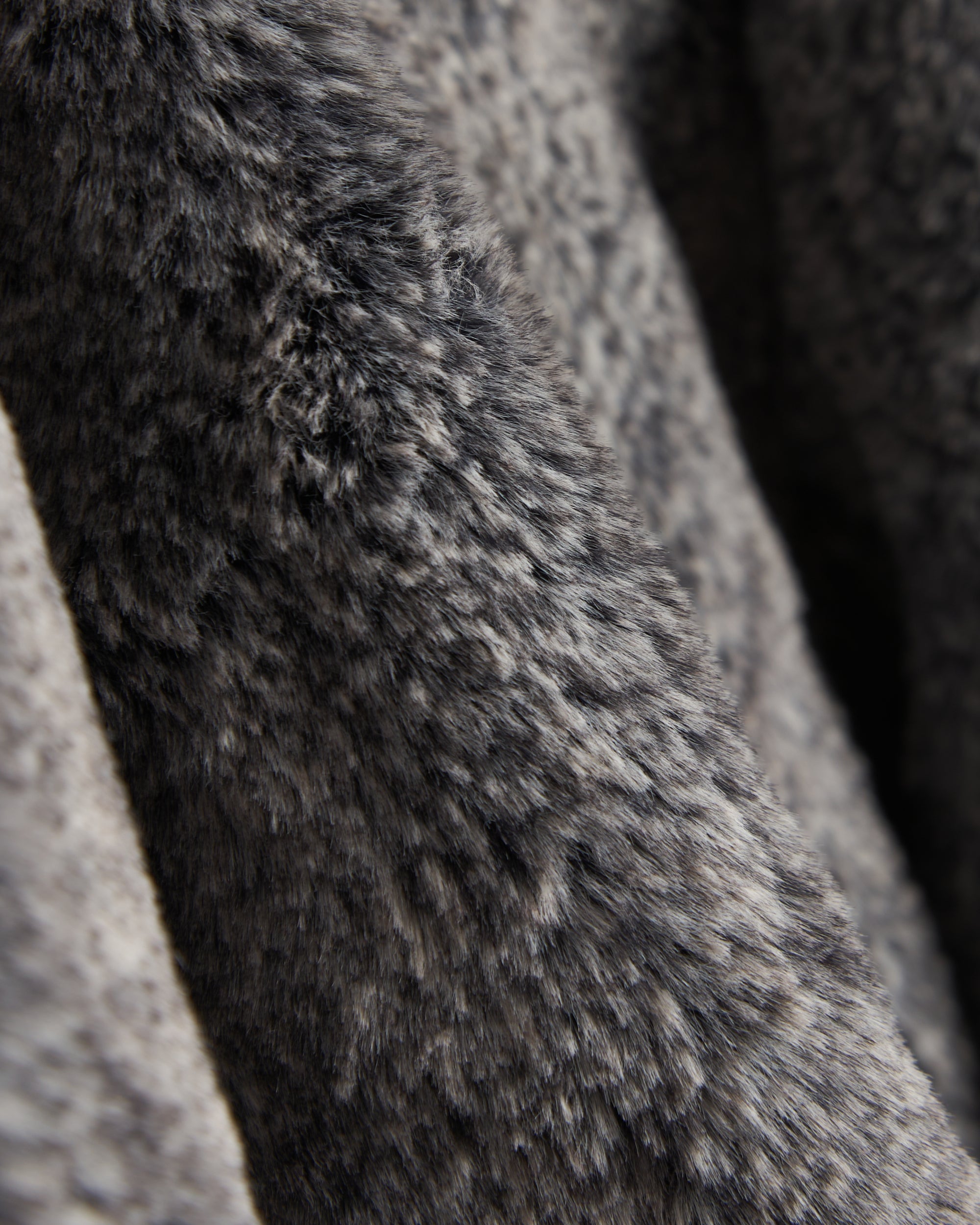 Sweatshirts Sky High Farm Workwear Wolf And Sheep Unisex Reversible Knit Hoodie Unisex Hoodie - SHF04T026-1