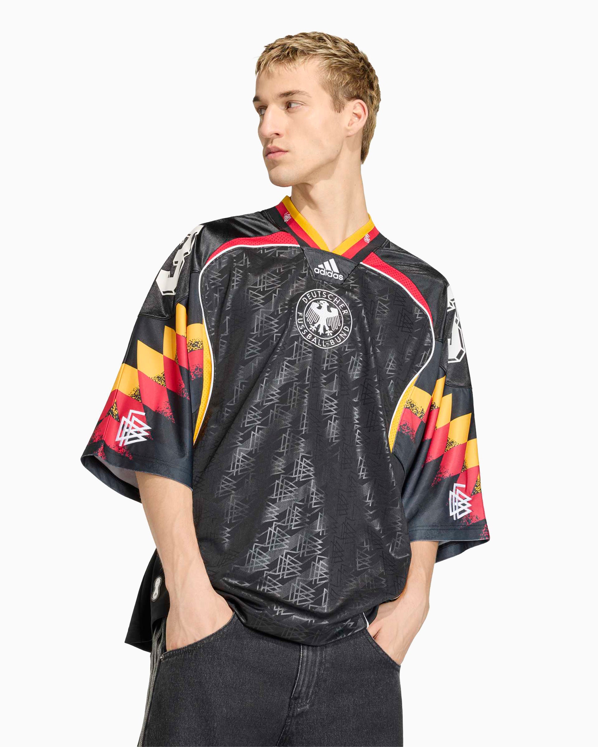 T-Shirts adidas Originals Bringback Remixed "Germany" Logo Half-Sleeved Oversize Men's Jersey T-Shirt - KD5980