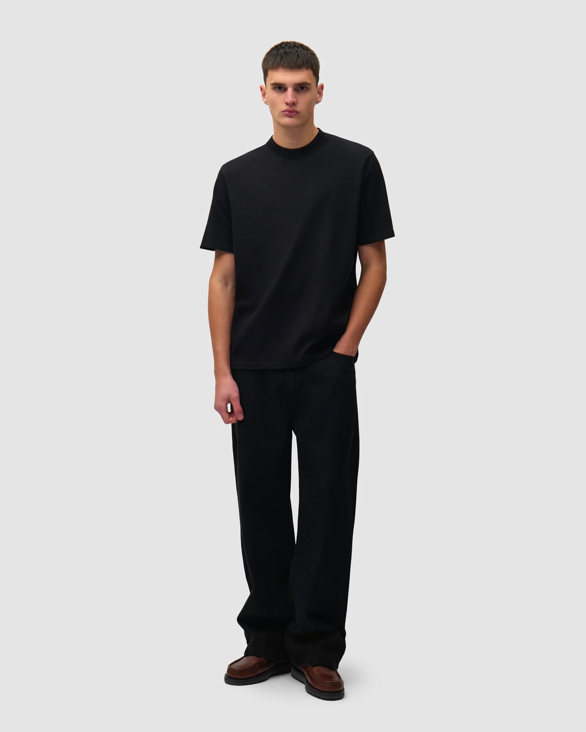 T-Shirts Arte Antwerp Big Logo Graphic Relaxed Men's T-Shirt - SS26-141T-Black