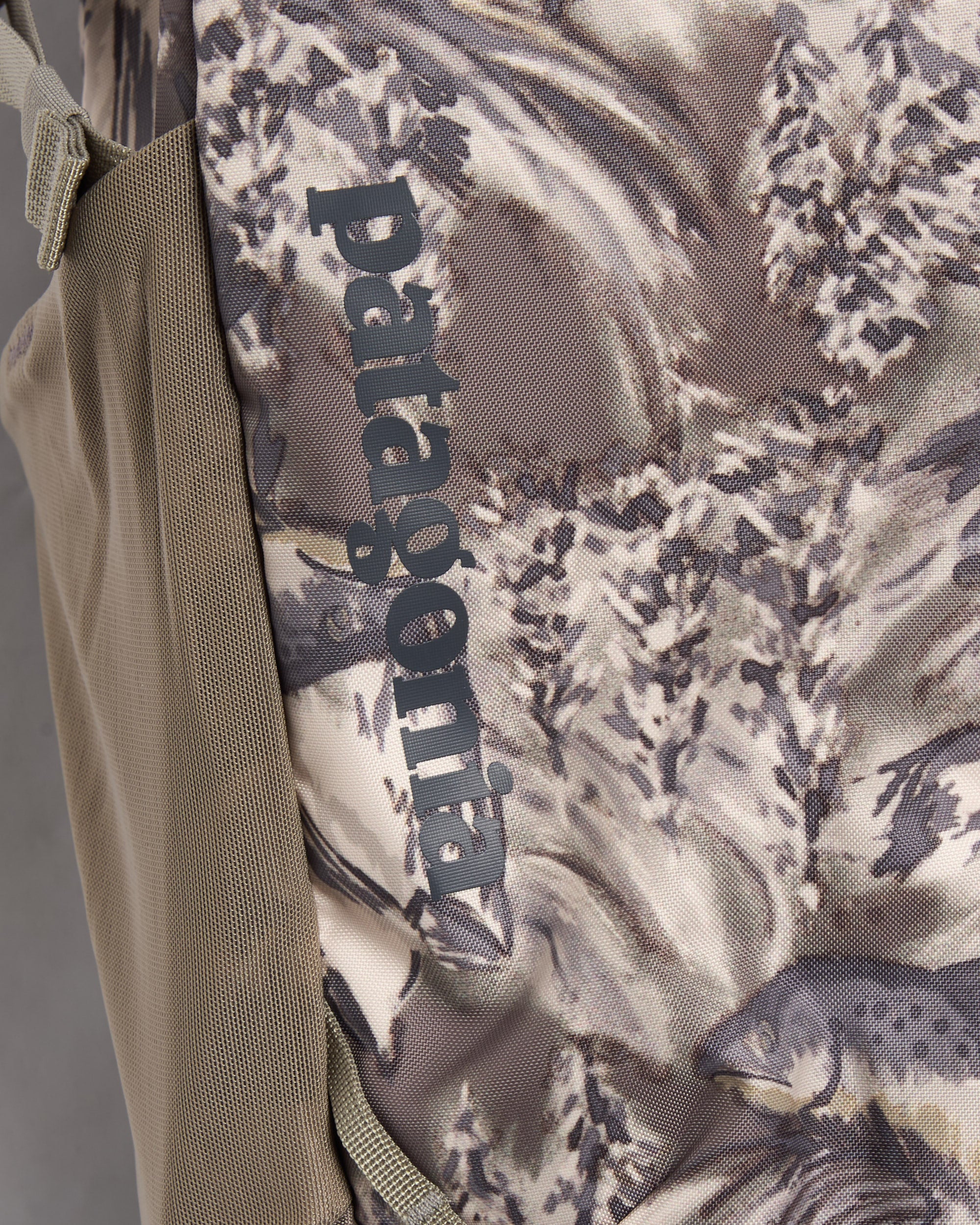 Backpacks and Suitcases Patagonia Refugio Day 26L Unisex Backpack - 47913-SPWI