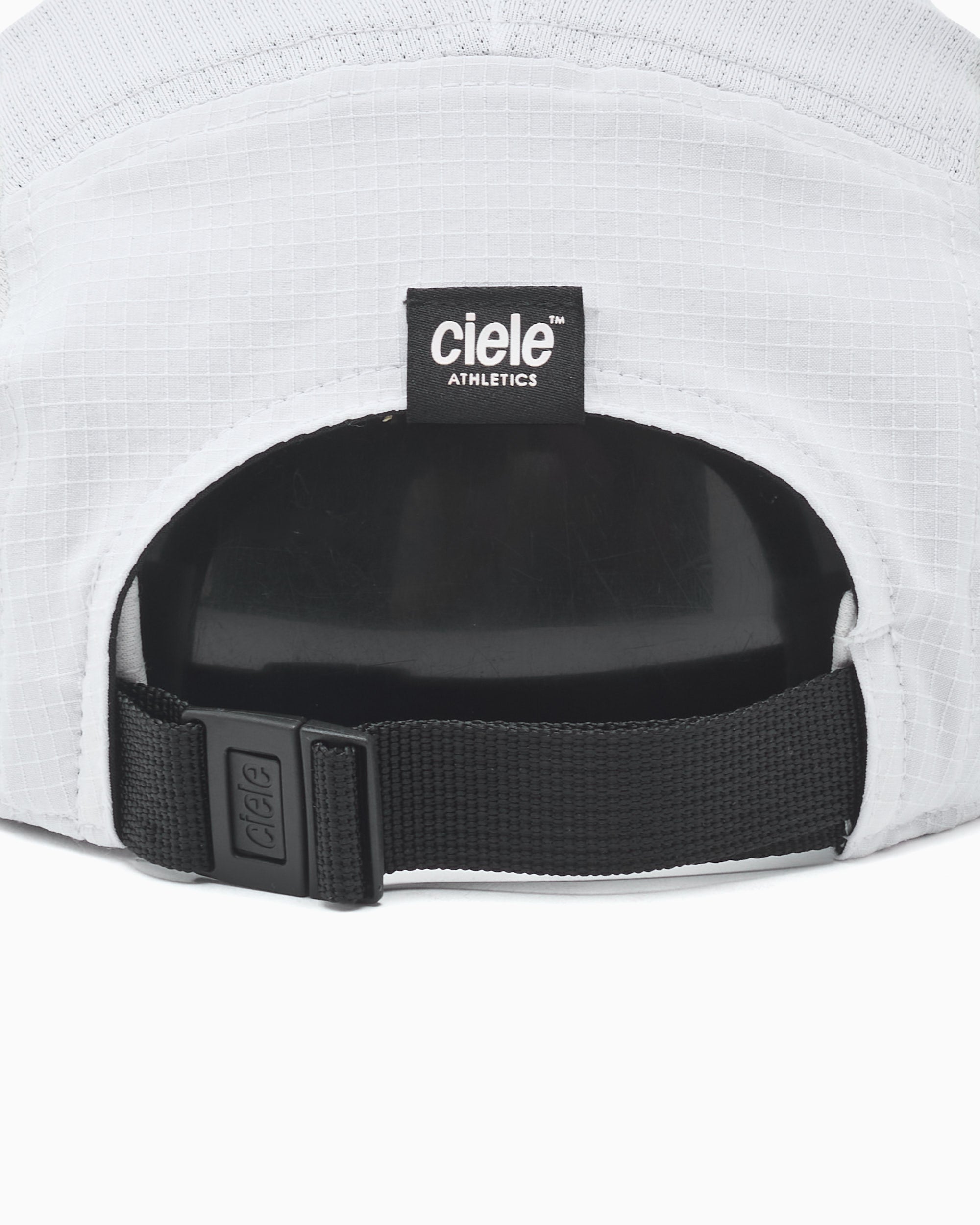 Caps Ciele Athletics Field Iconic Bar Unisex Cap - U-2-CA-0060-WH001