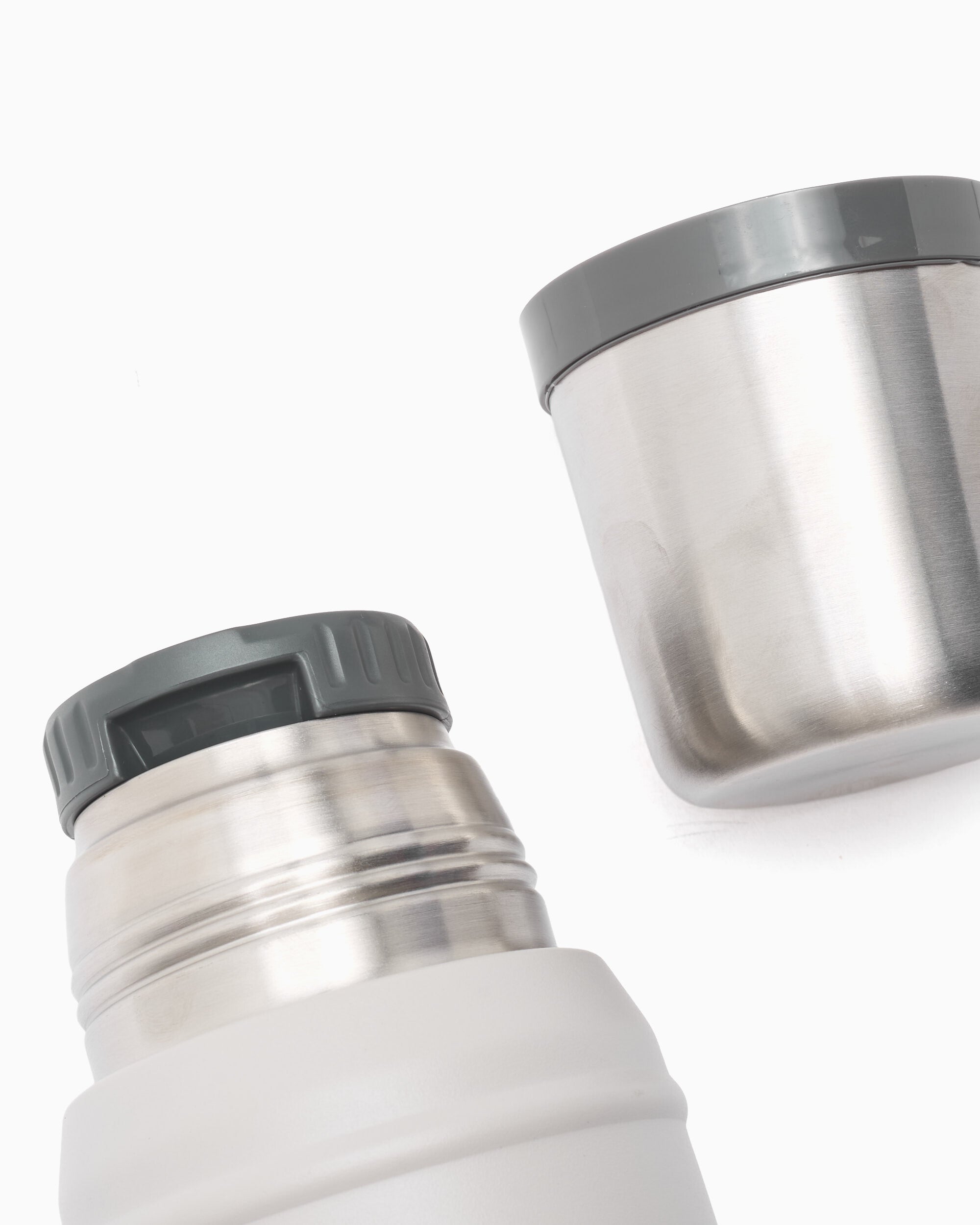 Drinkware forét x Stanley 750 ml Bottle - F812-ASH